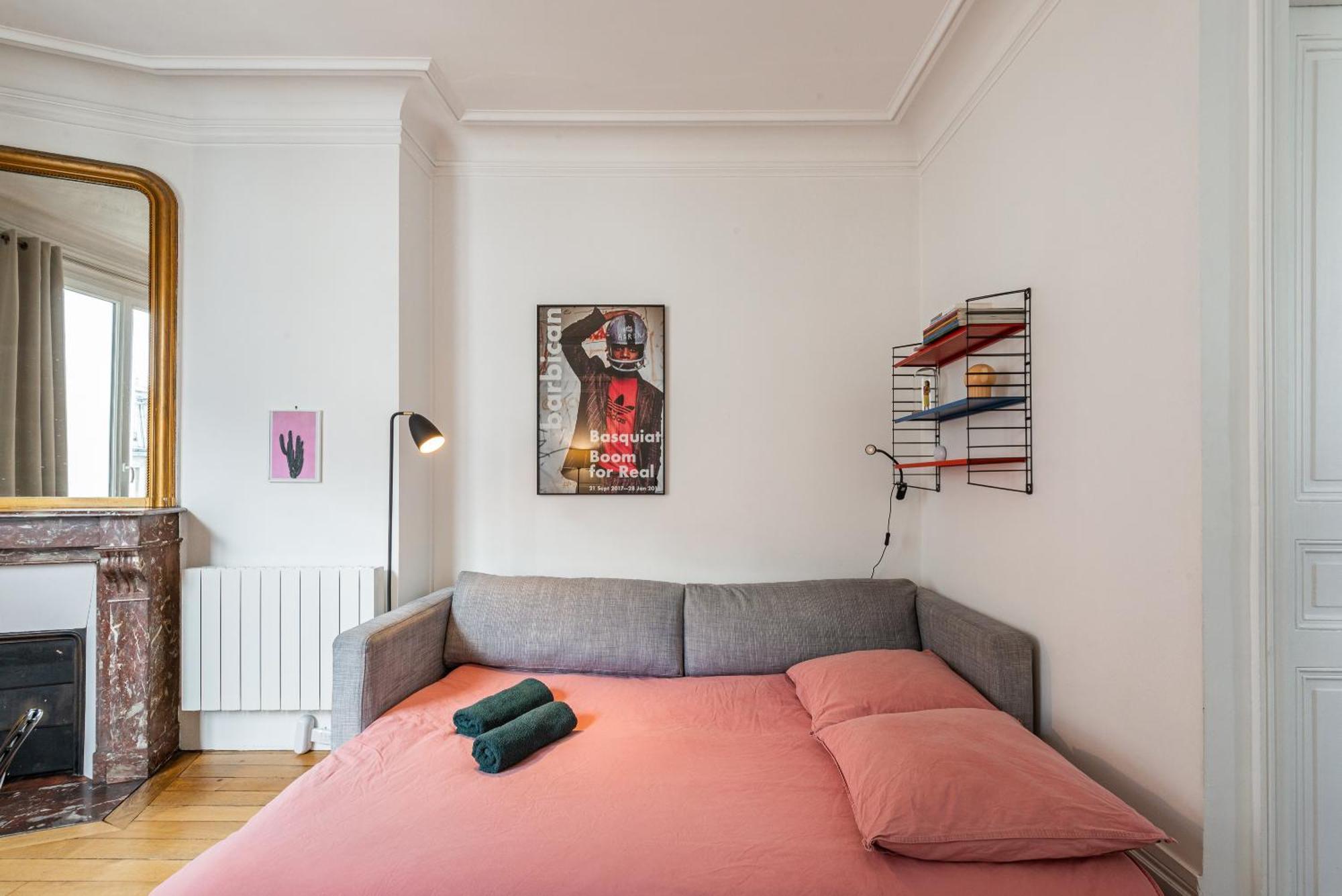 Apartment Entre Montmartre Et Canal Saint Martin-gare Du Nord *
