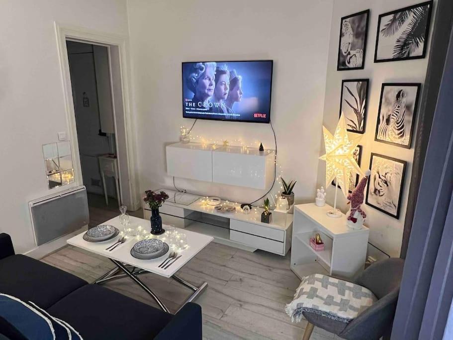 Appartement T2 Cosy Et Lumineux Au Coeur De Paris12 Paris