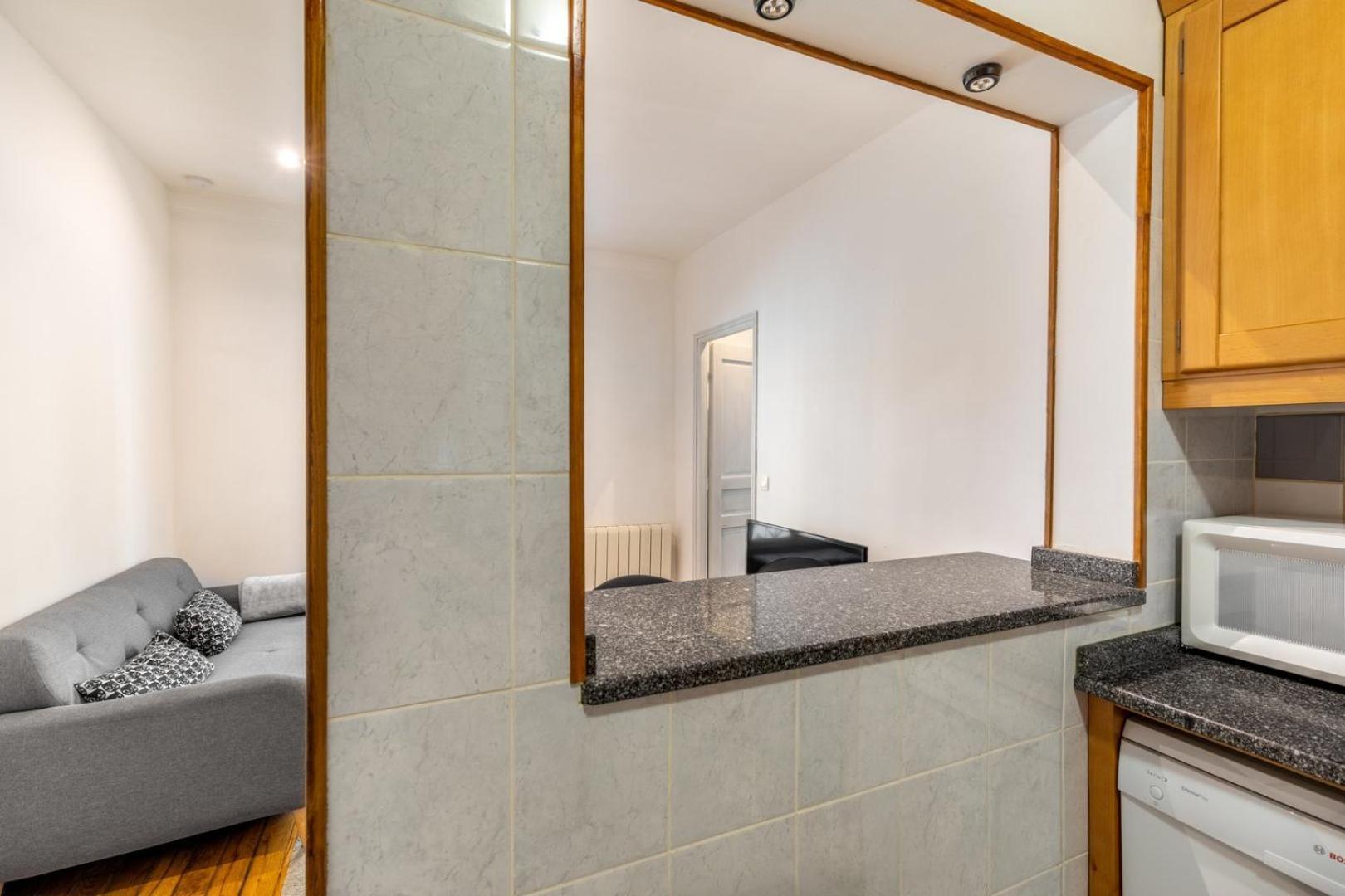 Guestready - Cozy 10 Mins From Arc De Triomphe Apartment