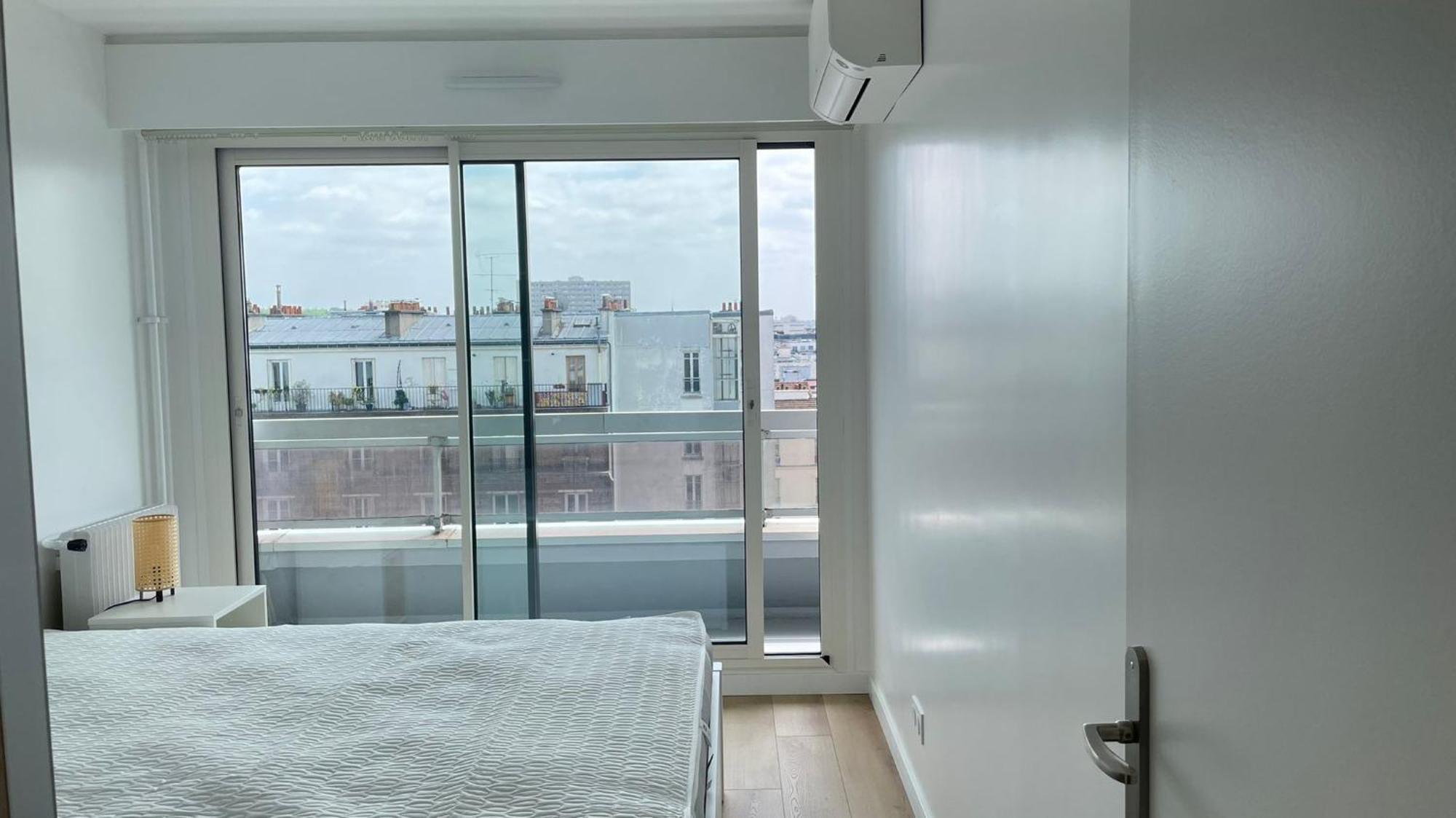 Apartment Le Pinky Bird Belleville 20 Paris