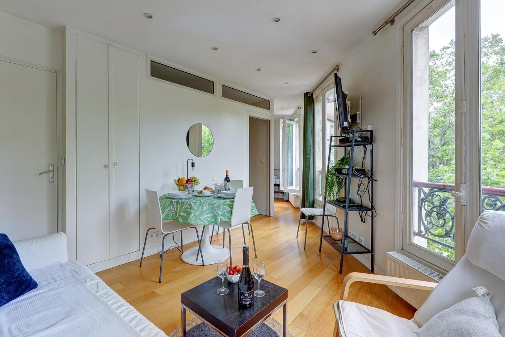 405 Pinel - Superbe A Apartment