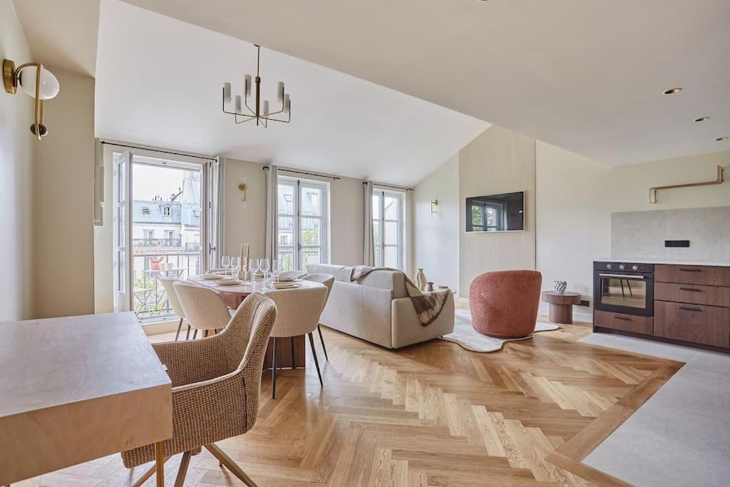 Appartement Amazing Le Marais Center Of By Prestige