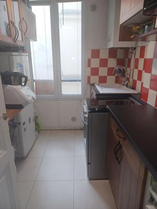 12e Apartment Paris