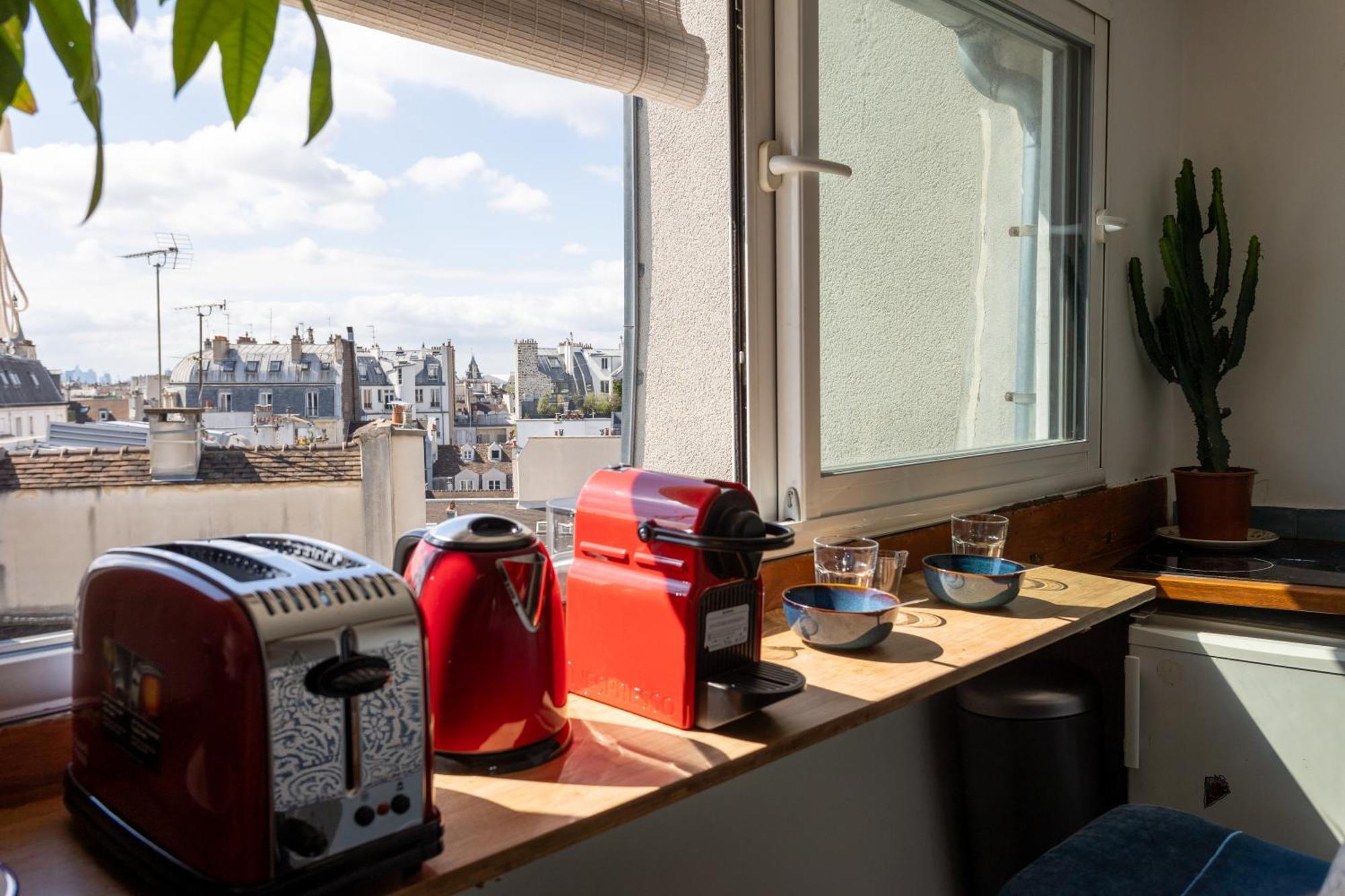 Moderne Artistique Sur Les Toits De Vue Sur Notre-dame Et La Seine Apartment *