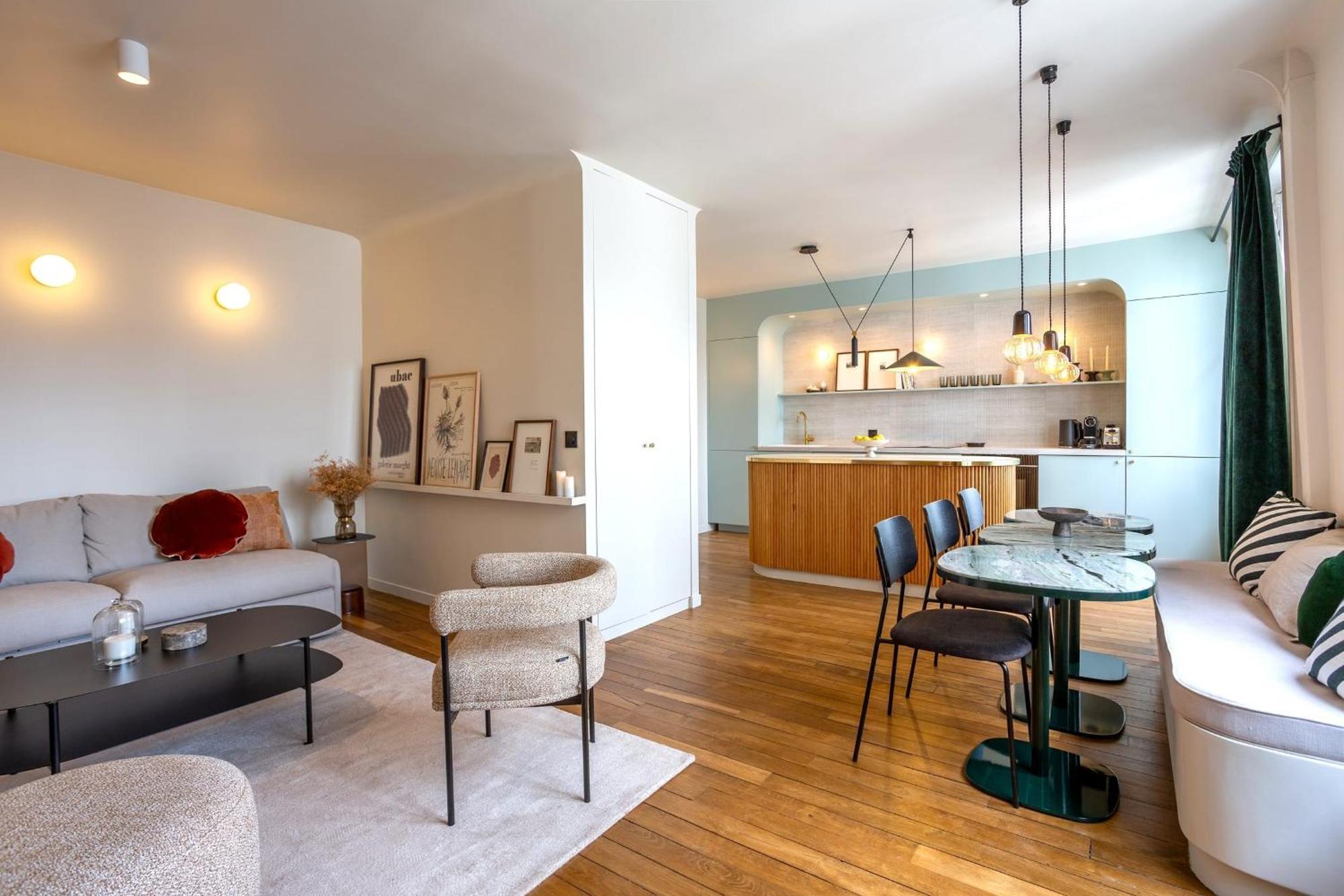Habitat Parisien - Madeleine Galeries Lafayette Apartment Paris