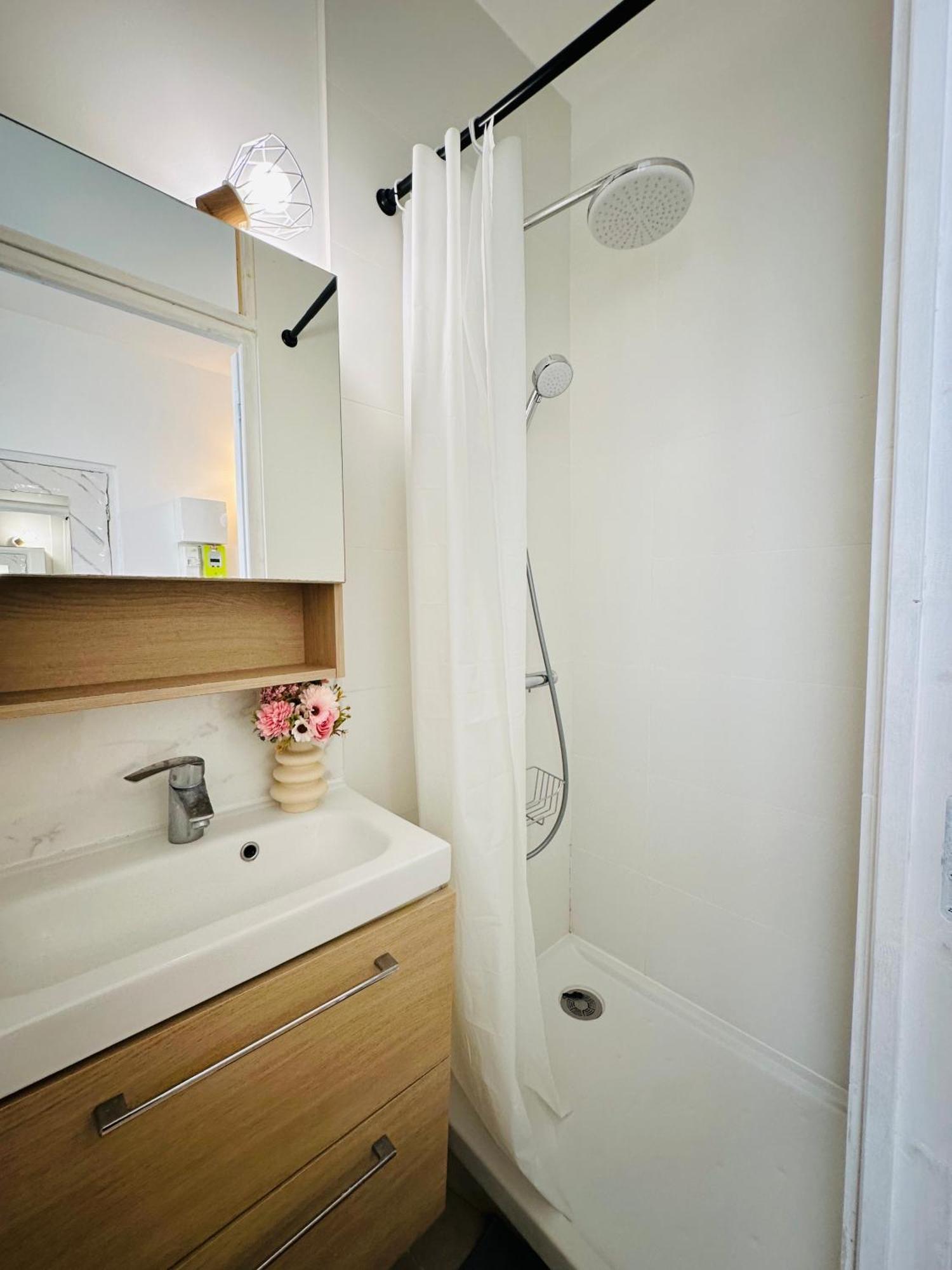 Apartment Dream Dwell - Flat 800m To Champs De Mars Paris