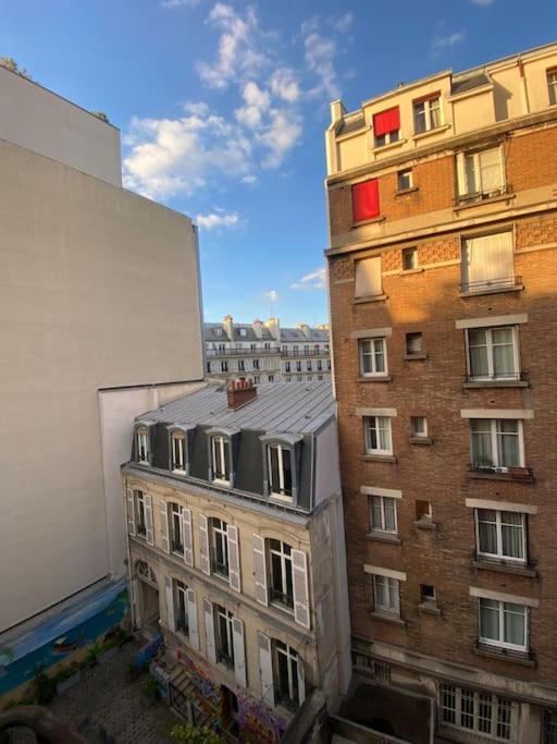 Apartment T2, Quartier St Georges Paris
