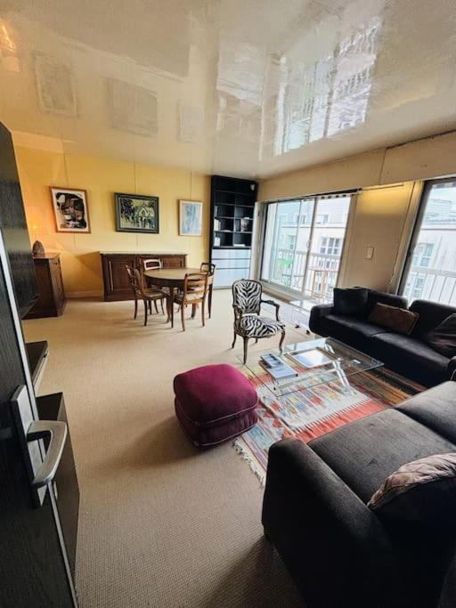 Appartement Cosy Pere Lachaise-parking Prive Paris