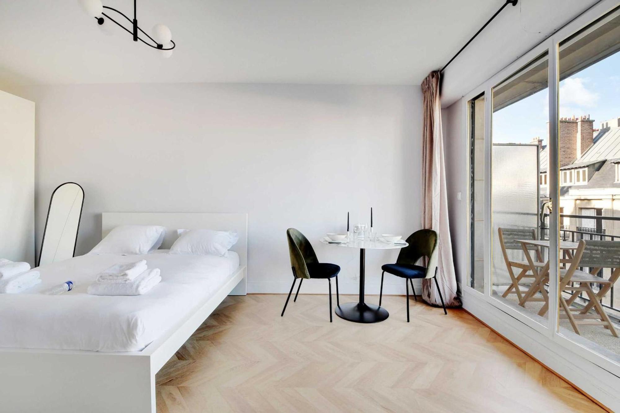 Apartment Elegant With Balcony - 2p - Trocadero-passy Paris