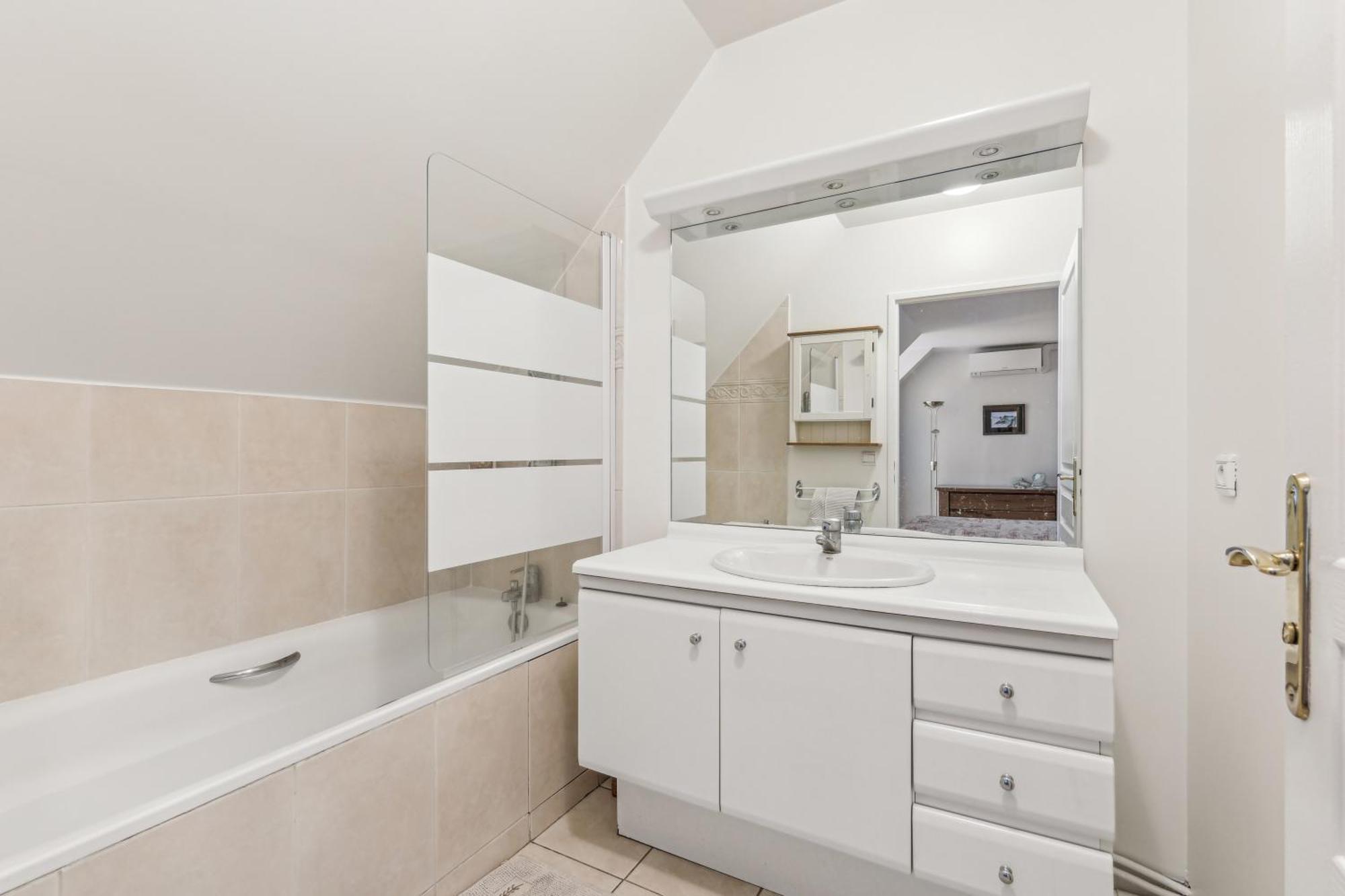 Duplex Dans Le Saint Lambert By Weekome Apartment *