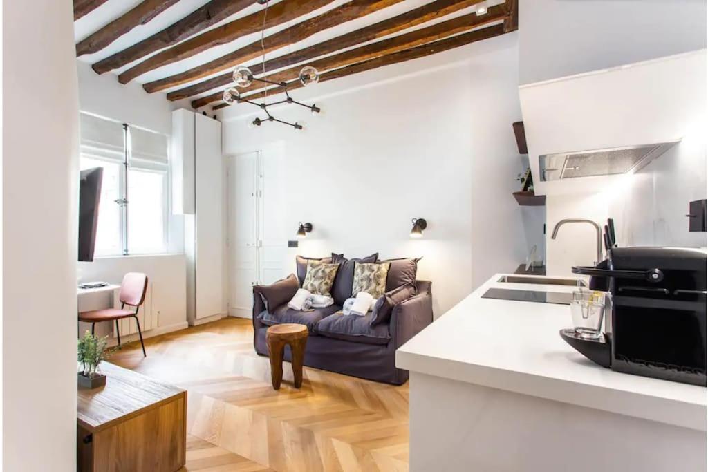 Tronchet Apartment