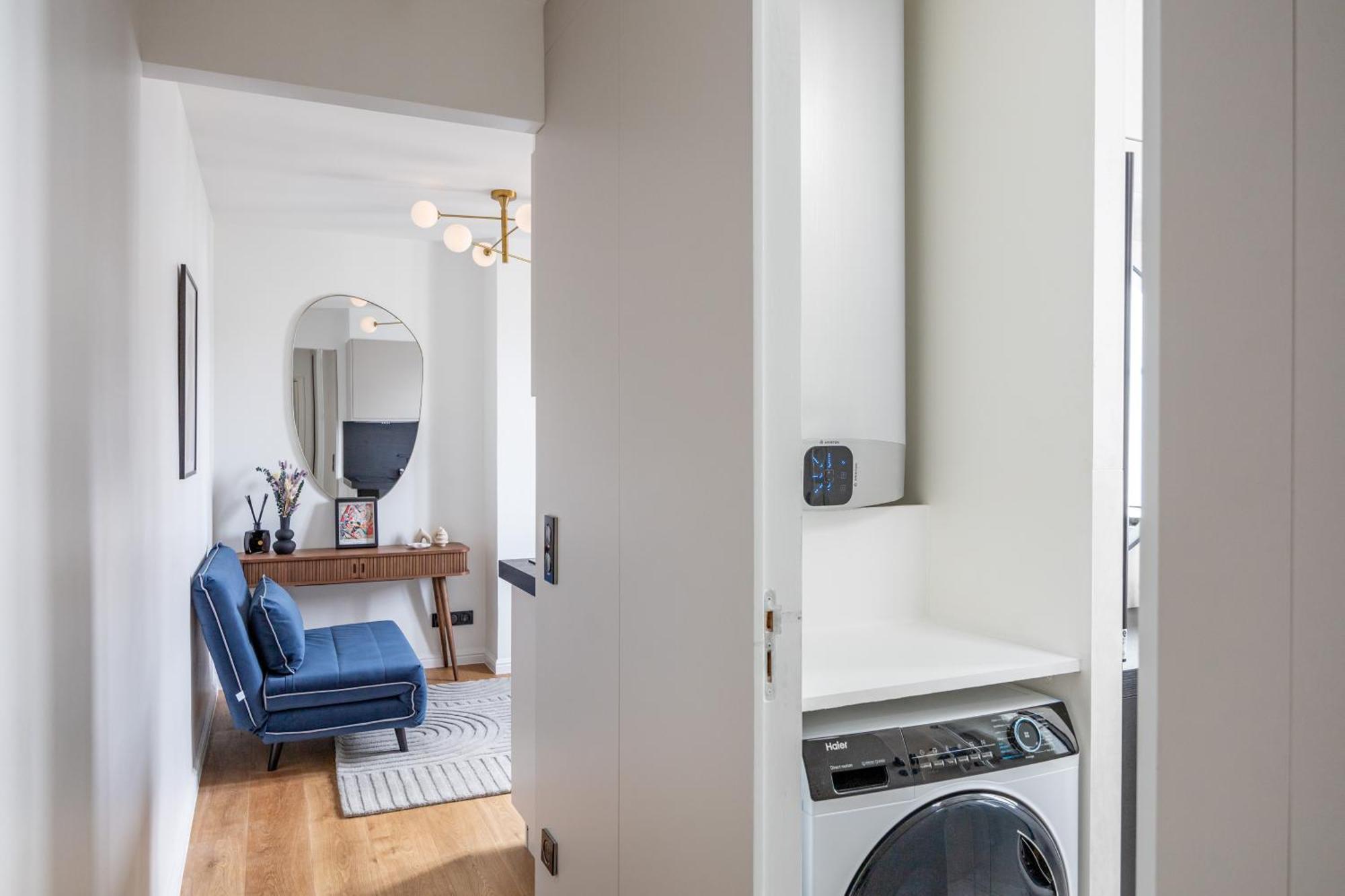 Luxurious Flat In The Center Apartment