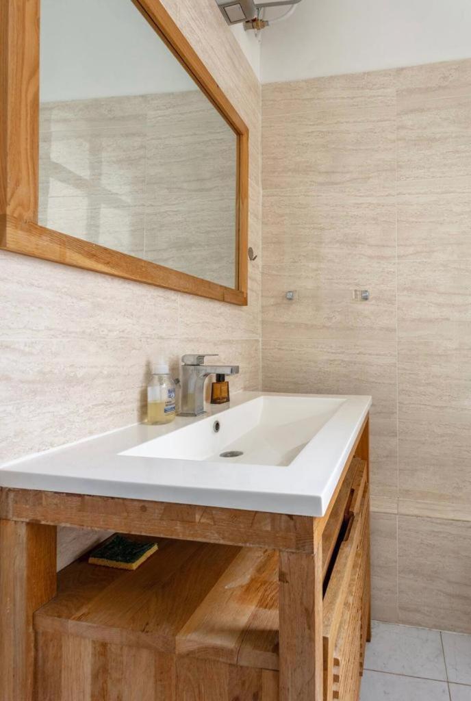 Apartment Modern, Spacious Facing The Arc De Triomphe Paris