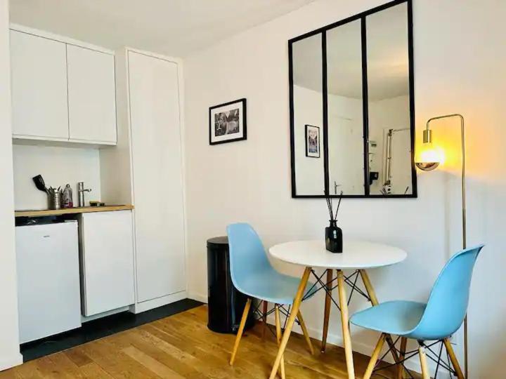 Apartment Au Centre De Saint-michel Et St Germain Despres