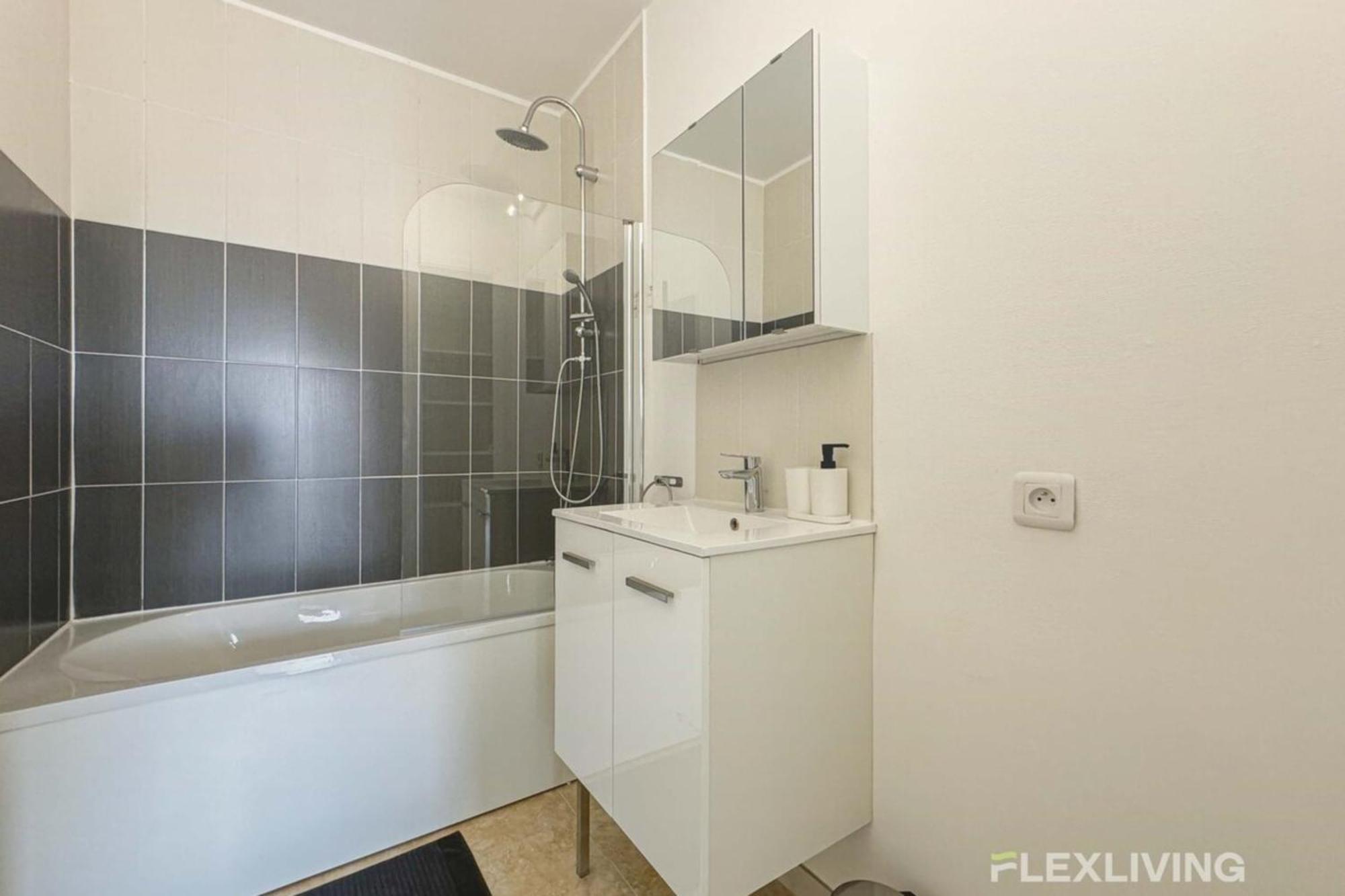 Flexliving - - Mouchez Holiday home