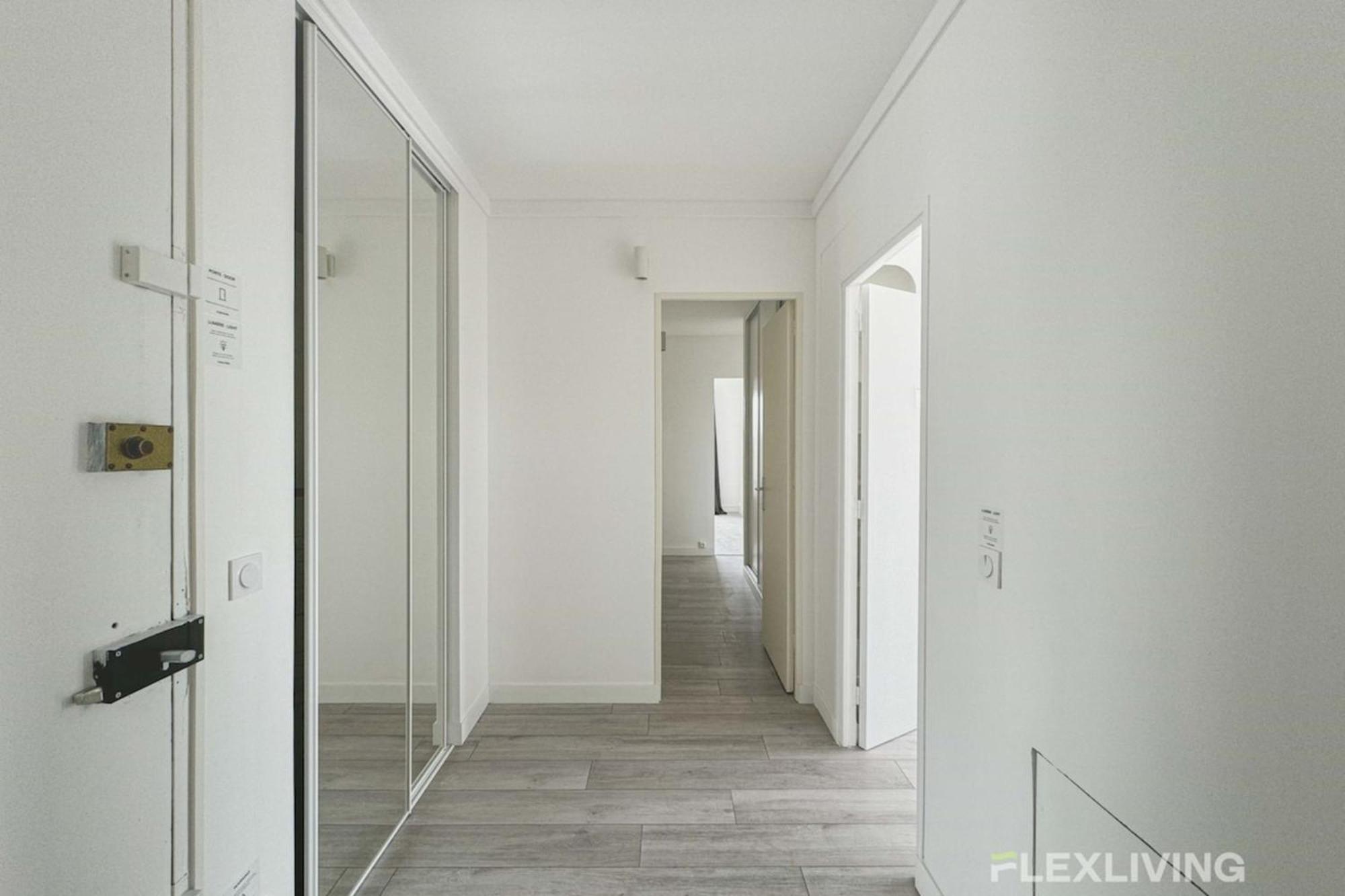 Flexliving - - Mouchez