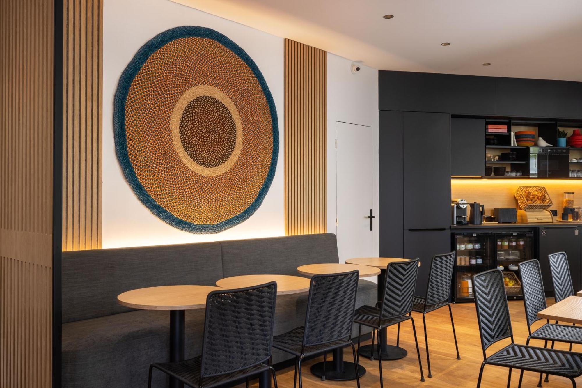 Korner Eiffel Hotel 3*