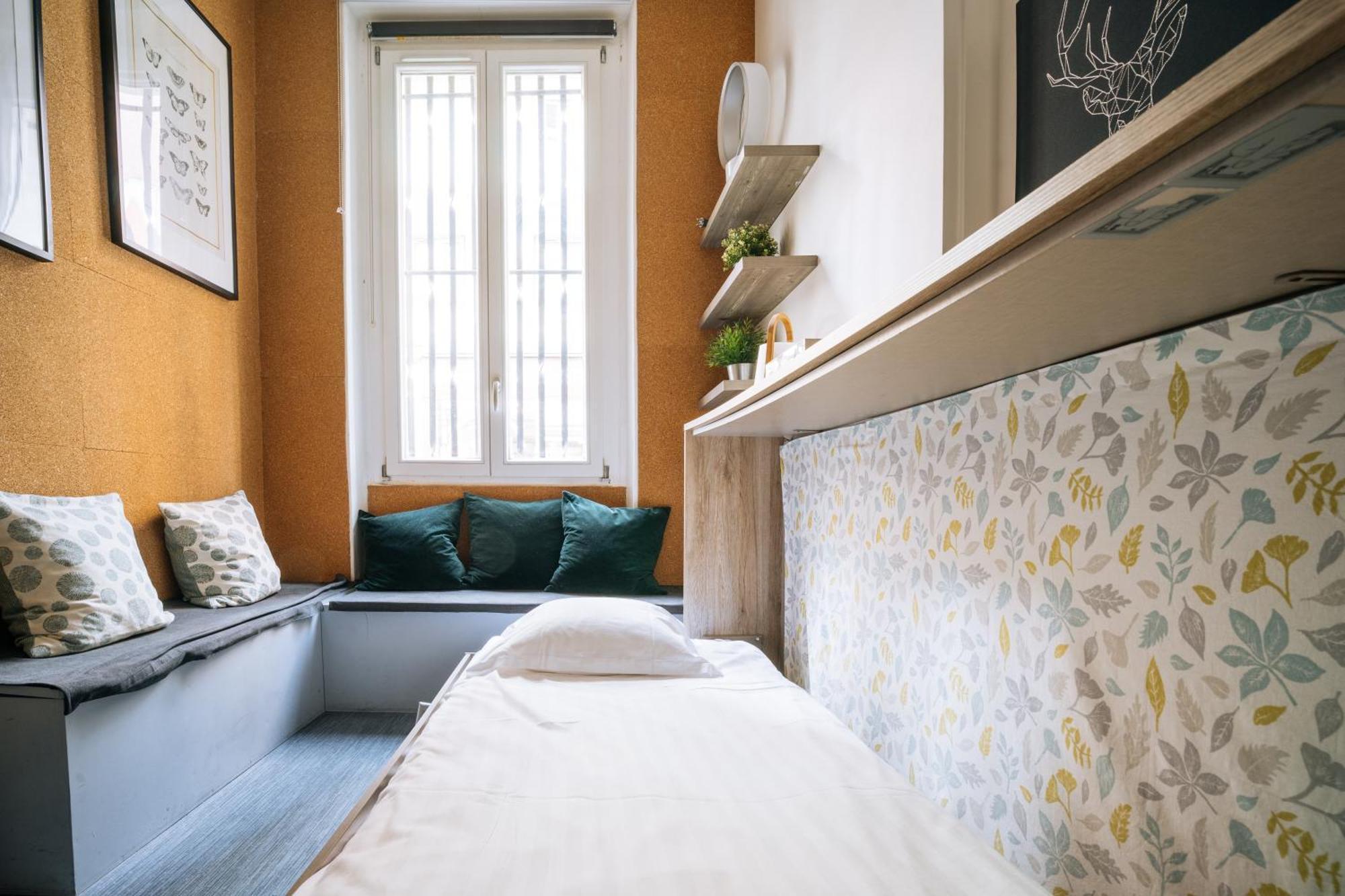 Functional In Apartment Paris