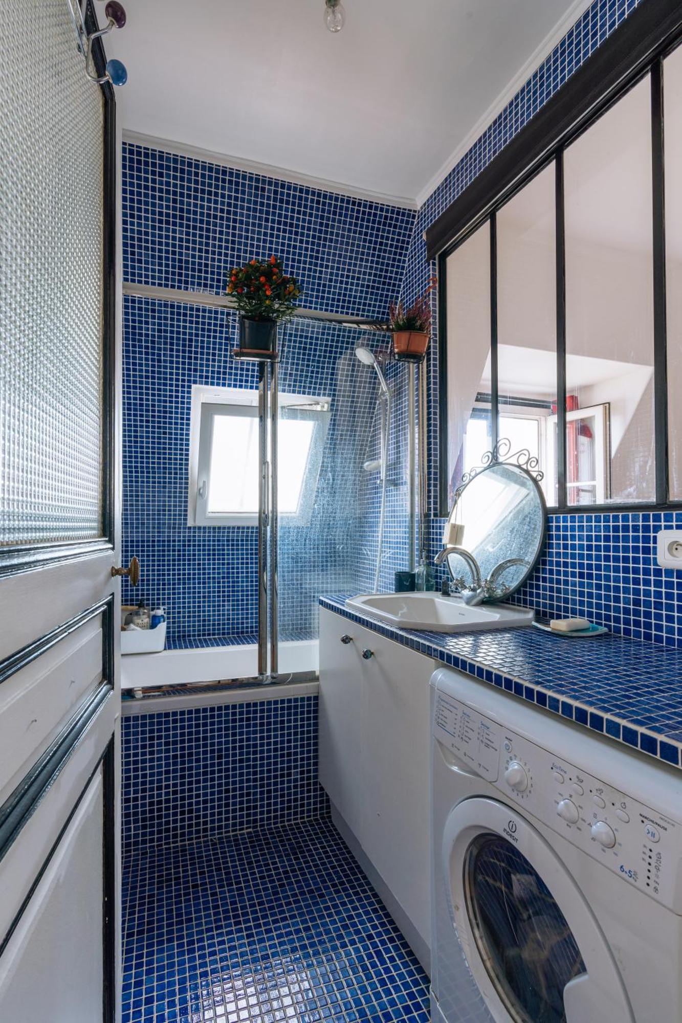 Amazing View 2bd Montmartre! Apartment