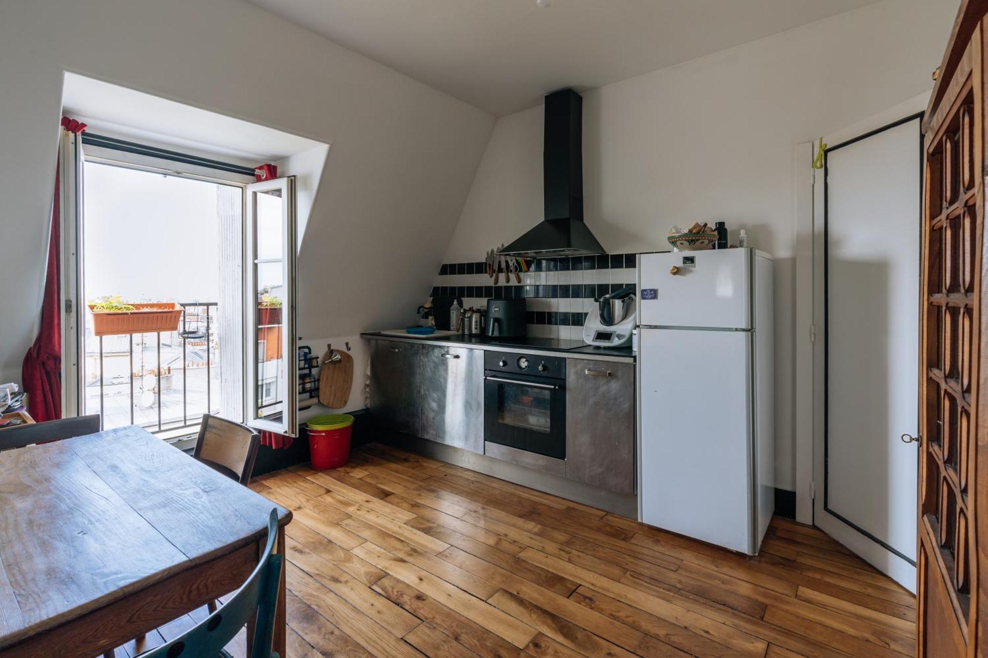 Apartment Amazing View 2bd Montmartre! Paris