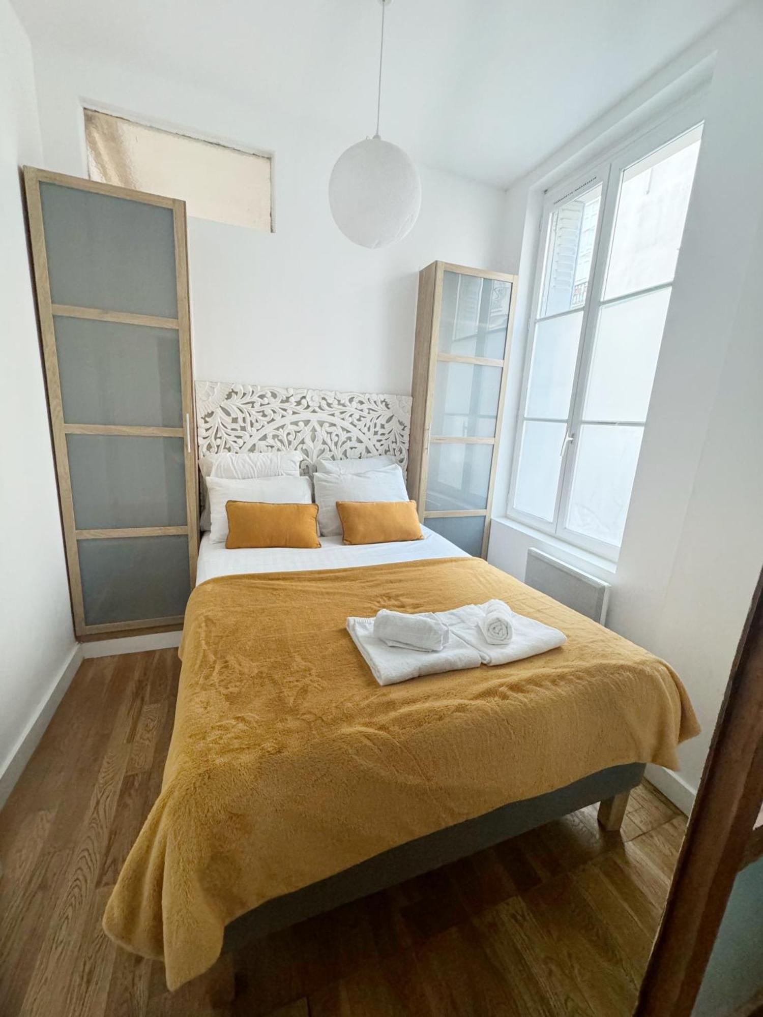 Appartement Du Lion/ac Historic Flat, Marais, 4-5 Guests