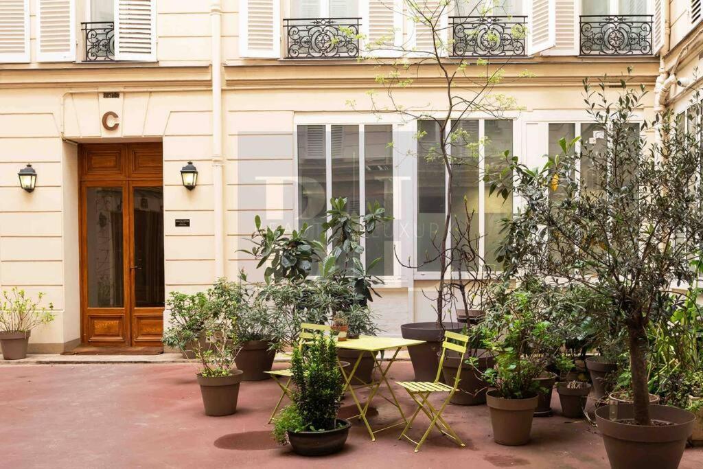 Dauphine Saint Germain 6th Arr 2bedrooms Apartment *