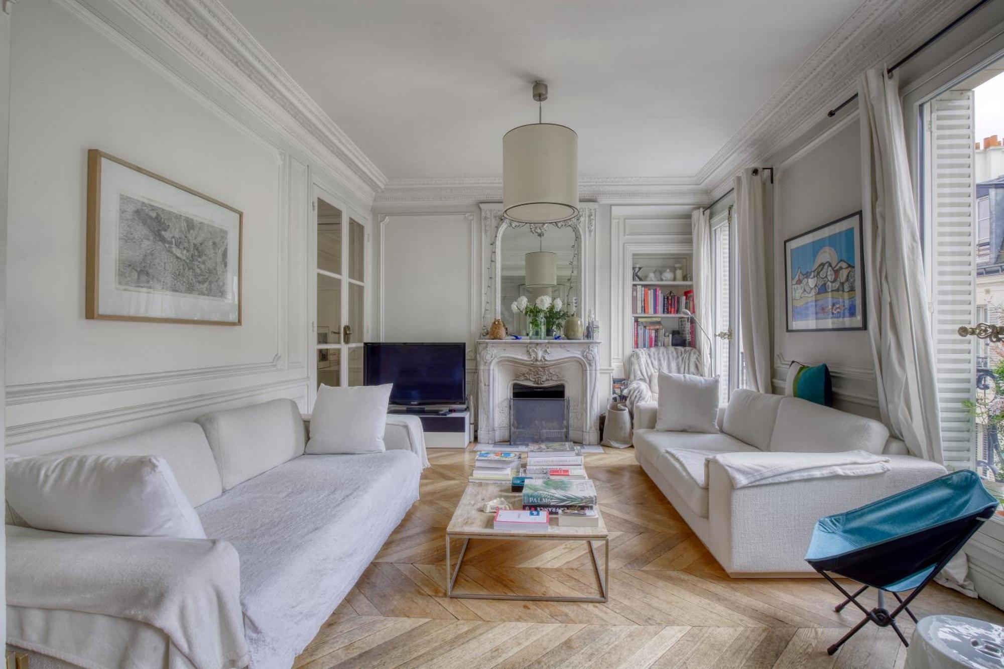 Apartment 3 Marais 4 *