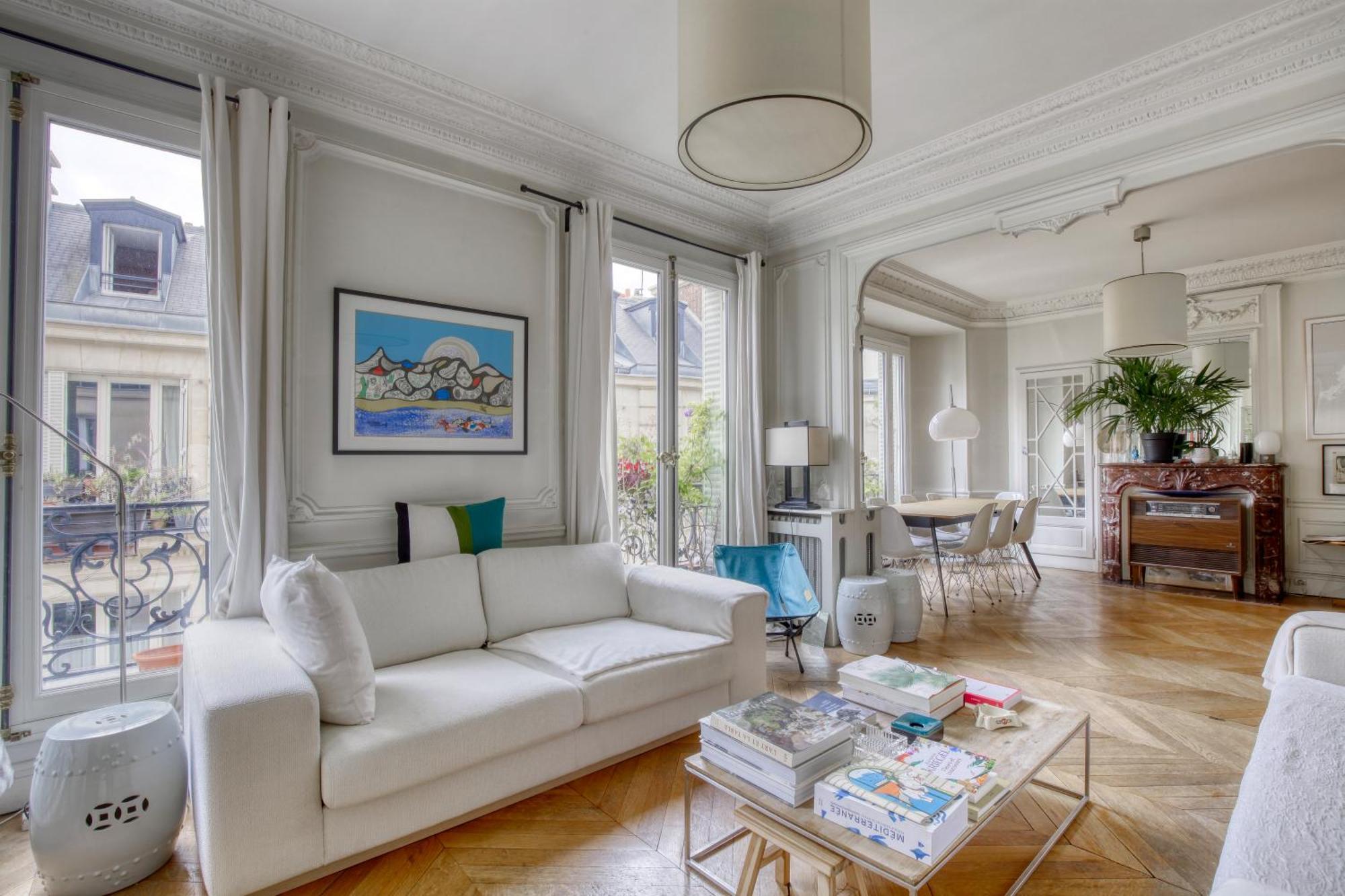 Apartment 3 Marais 4 *