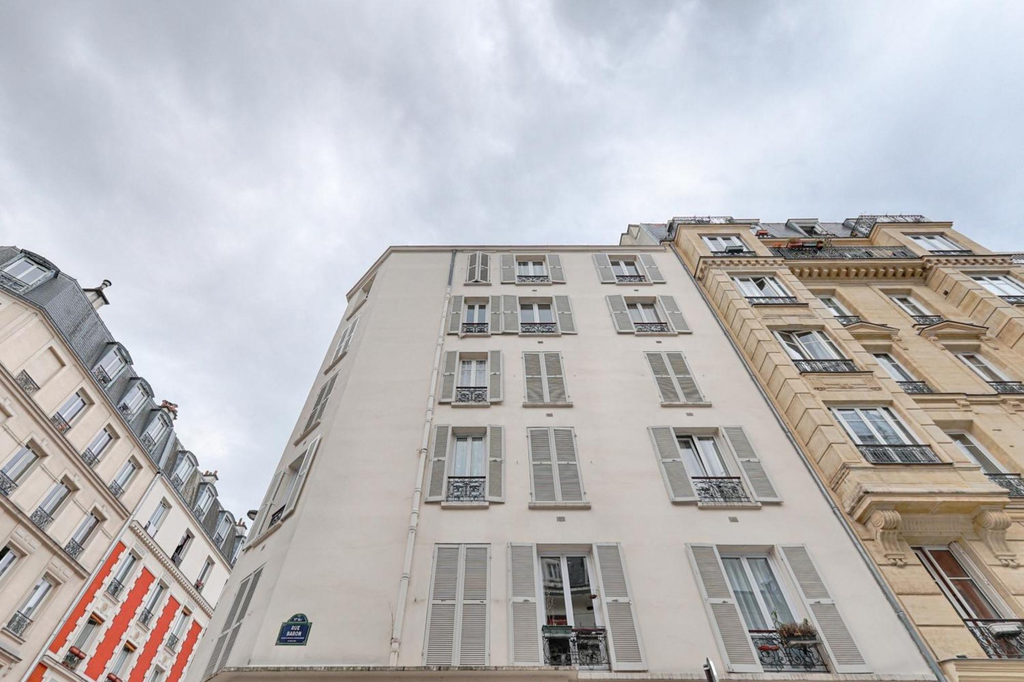 Charming Heart Of 17th Paris