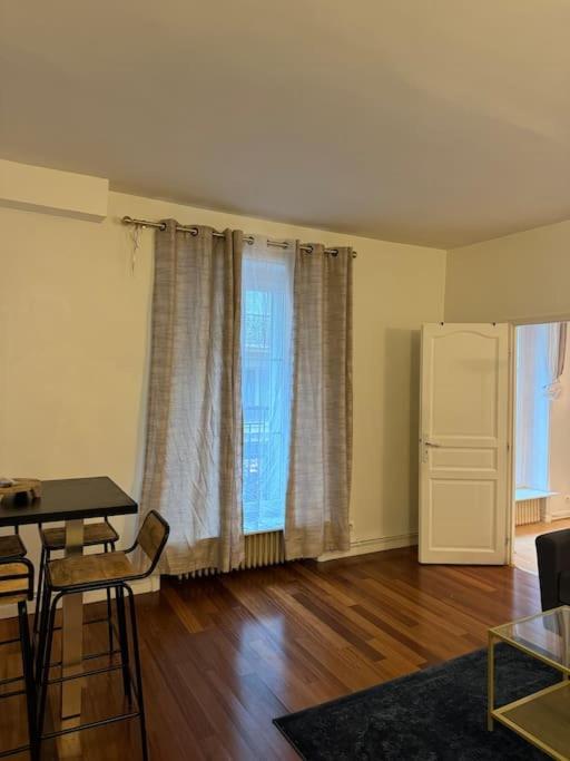 Au Moulin Rouge Appartement Paris