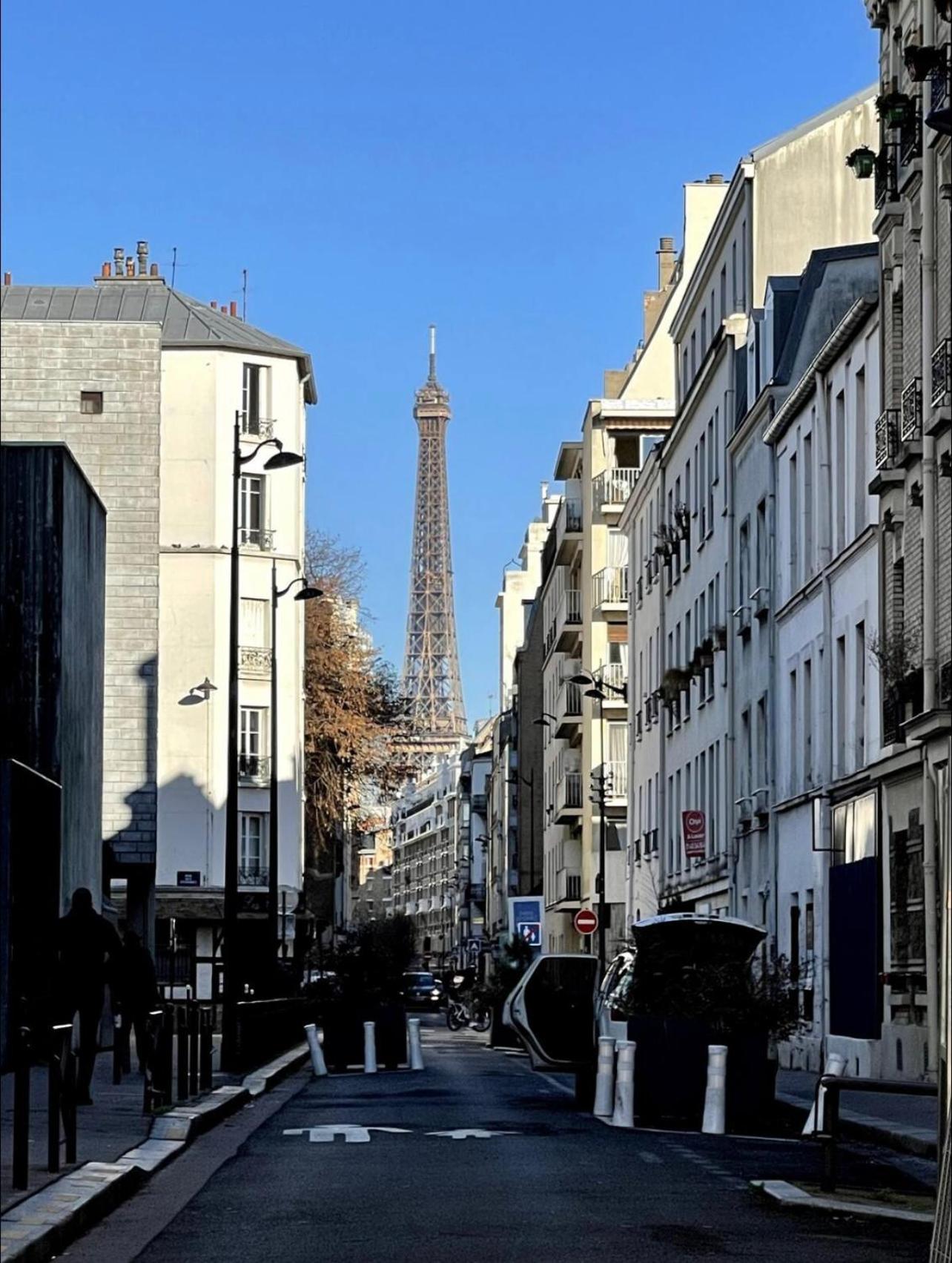 Eiffel Tour Cosy Bali Apartment Paris