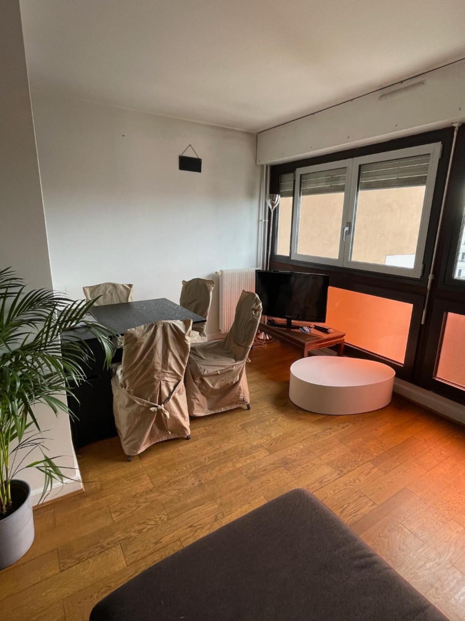 Lumineux 46m2 20e Appartement