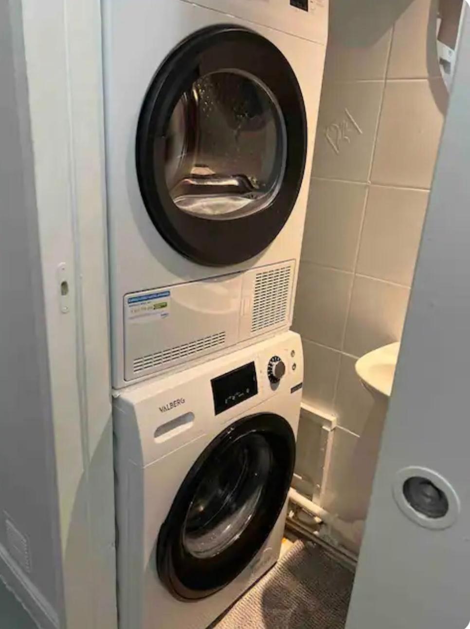 Apartment Pour Deux Face A La Tour Eiffel *