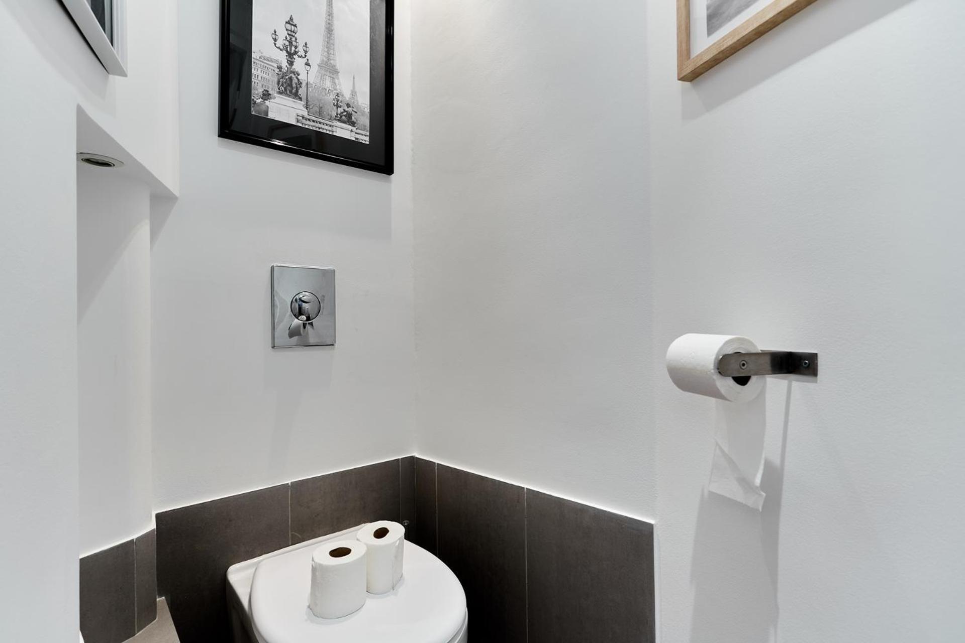 Tour Eiffel By Prestige Apartment