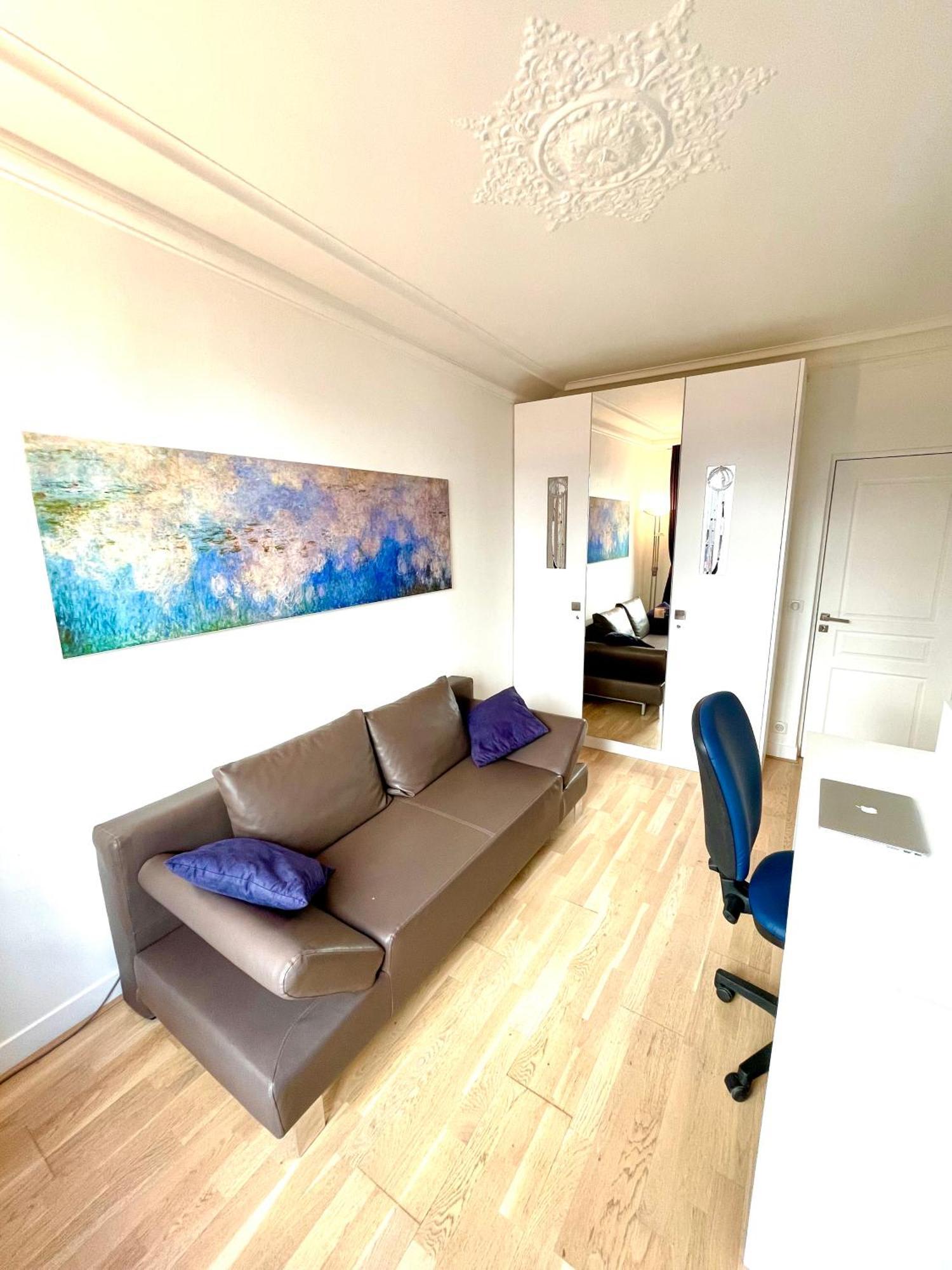 Lovely Montmartre Apartment