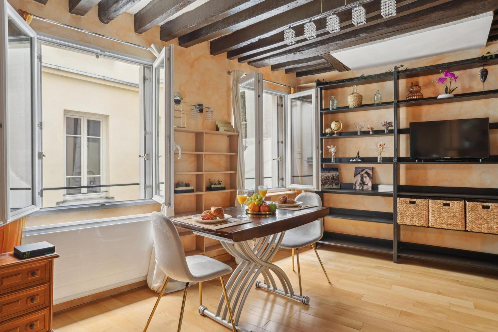 Apartment Le Marais & Pompidou - Cityapartmentstay