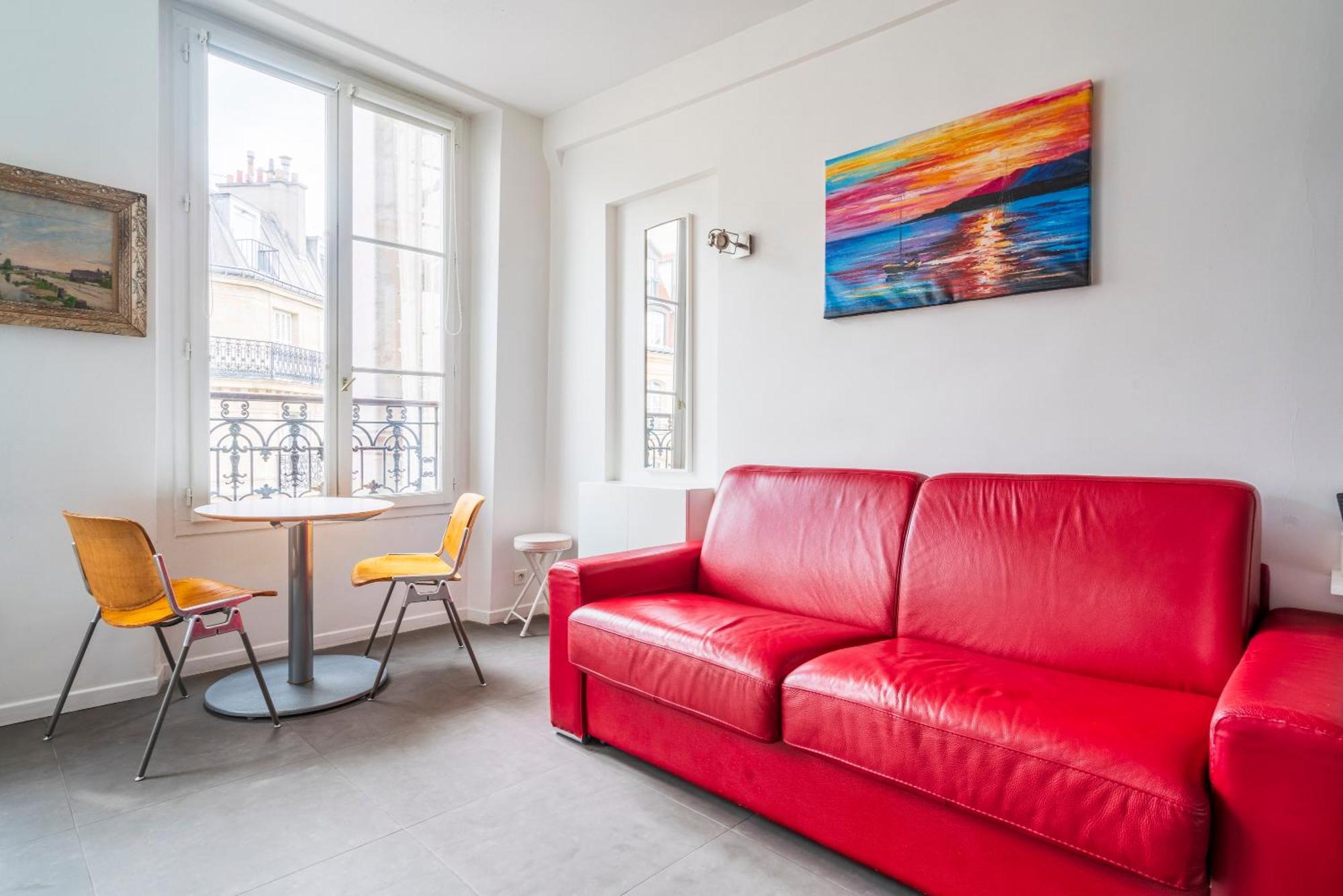 Louvre Innocent Apartment Paris