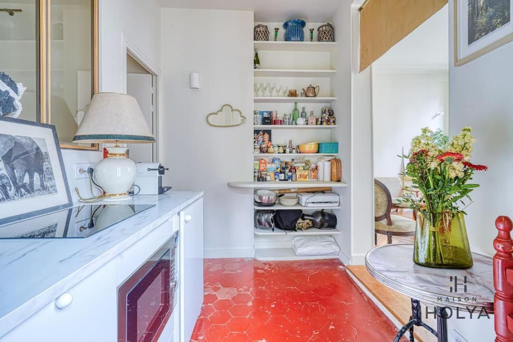 Charmant 2 Pieces Au Coeur De Faubourg-montmartre - 182c Apartment Paris