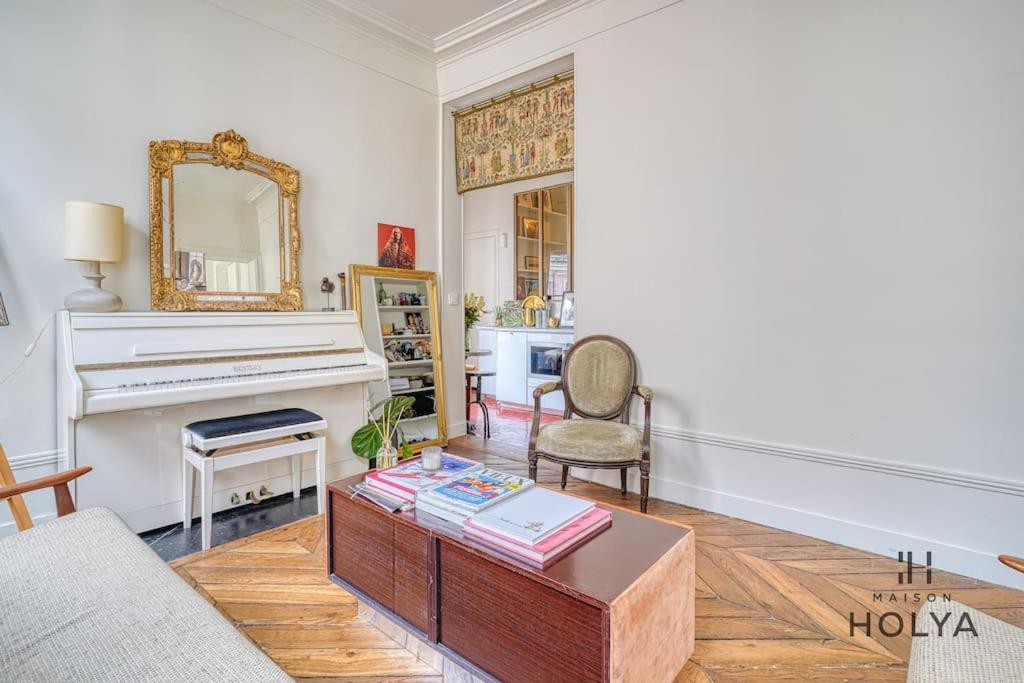 Charmant 2 Pieces Au Coeur De Faubourg-montmartre - 182c Apartment Paris