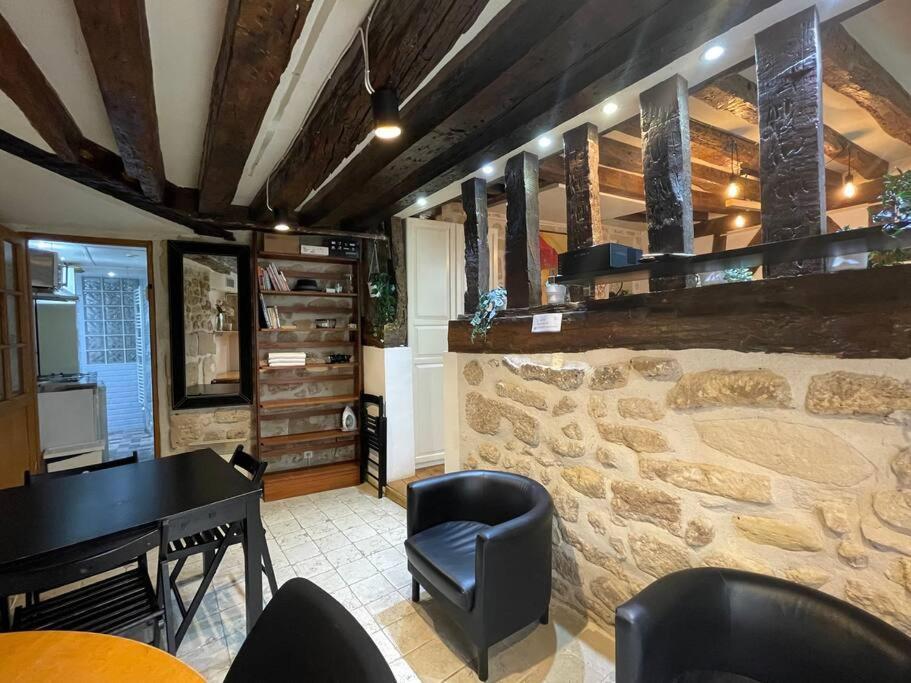Appartement Charming Rue St Andre Des Arts *