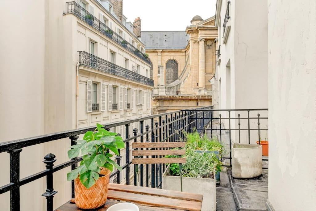 Apartment Petit Cosy A Saint-germain-des-pres Et Jardin Du Luxembourg Paris
