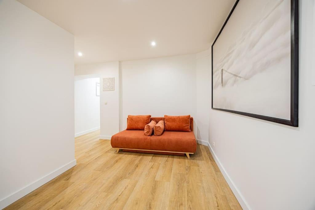 8pers # 3 Bedrooms # Pereire # 17 Apartment *