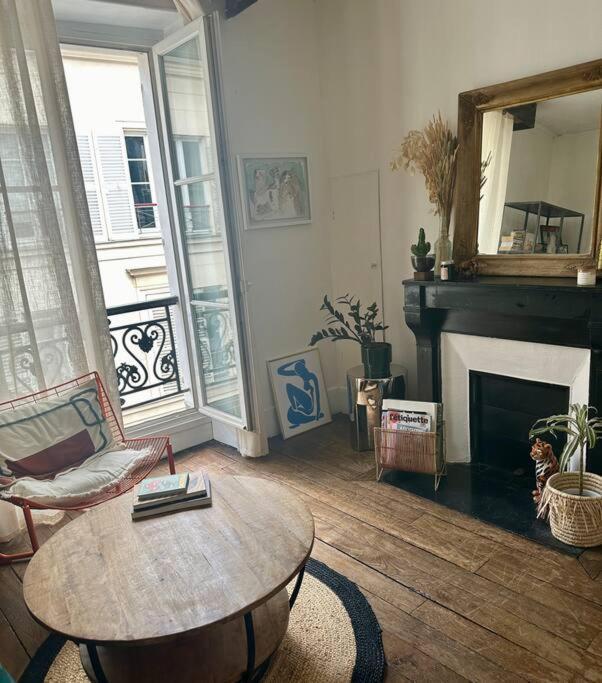 Apartment Cosy Coeur Ix Paris