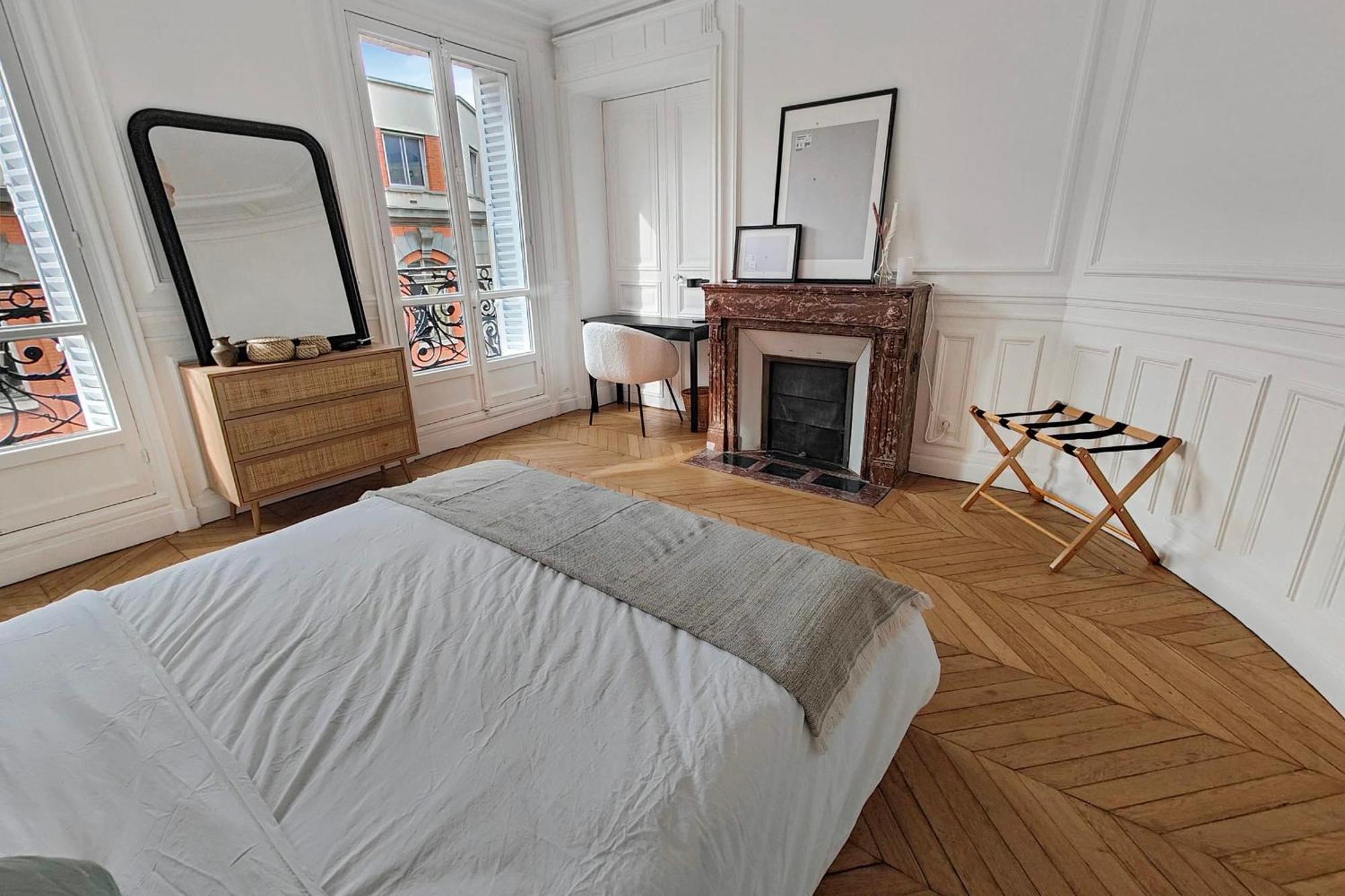 Amazing Refurbished Flat In V