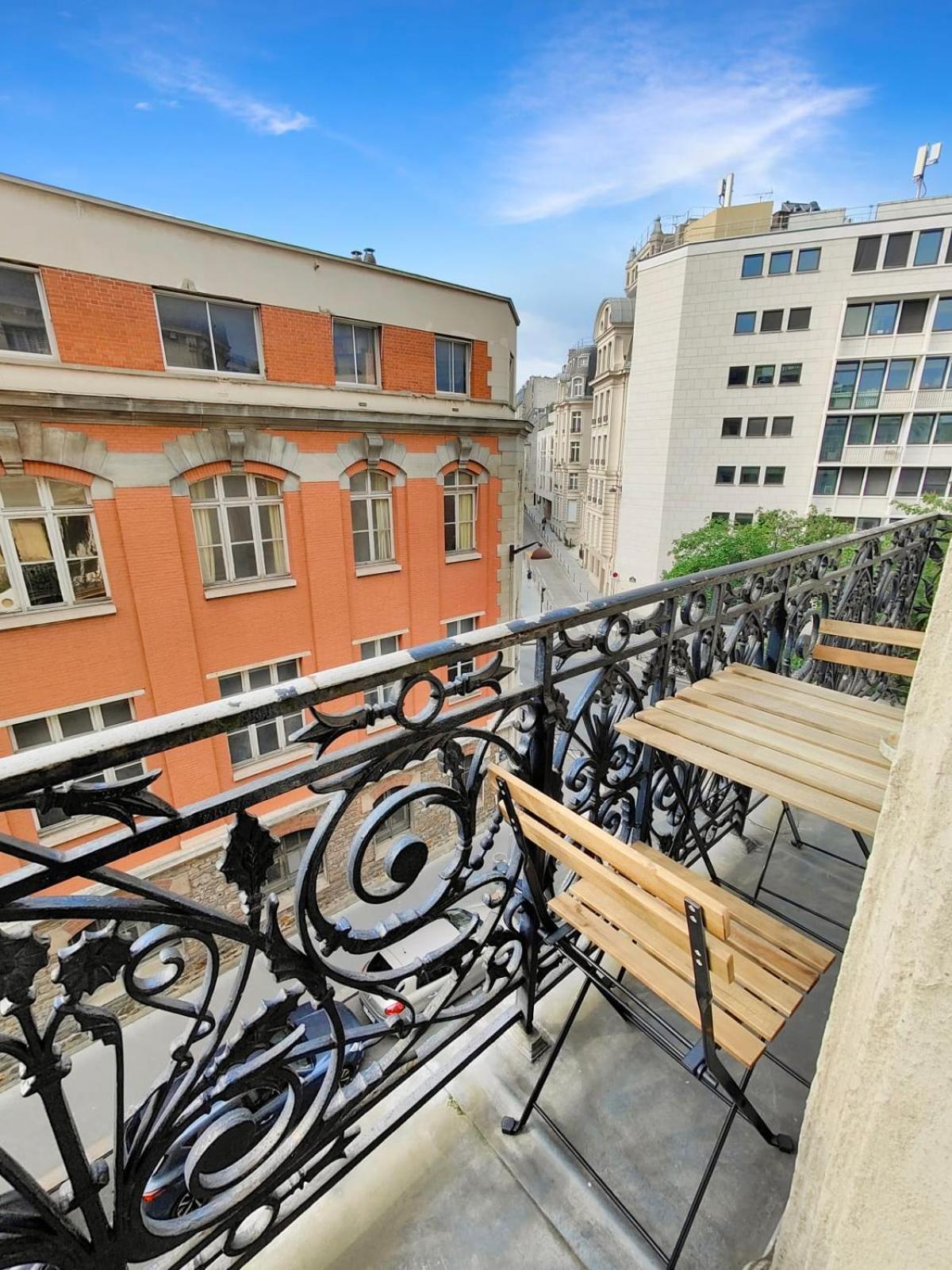 Apartment Amazing Refurbished Flat In V