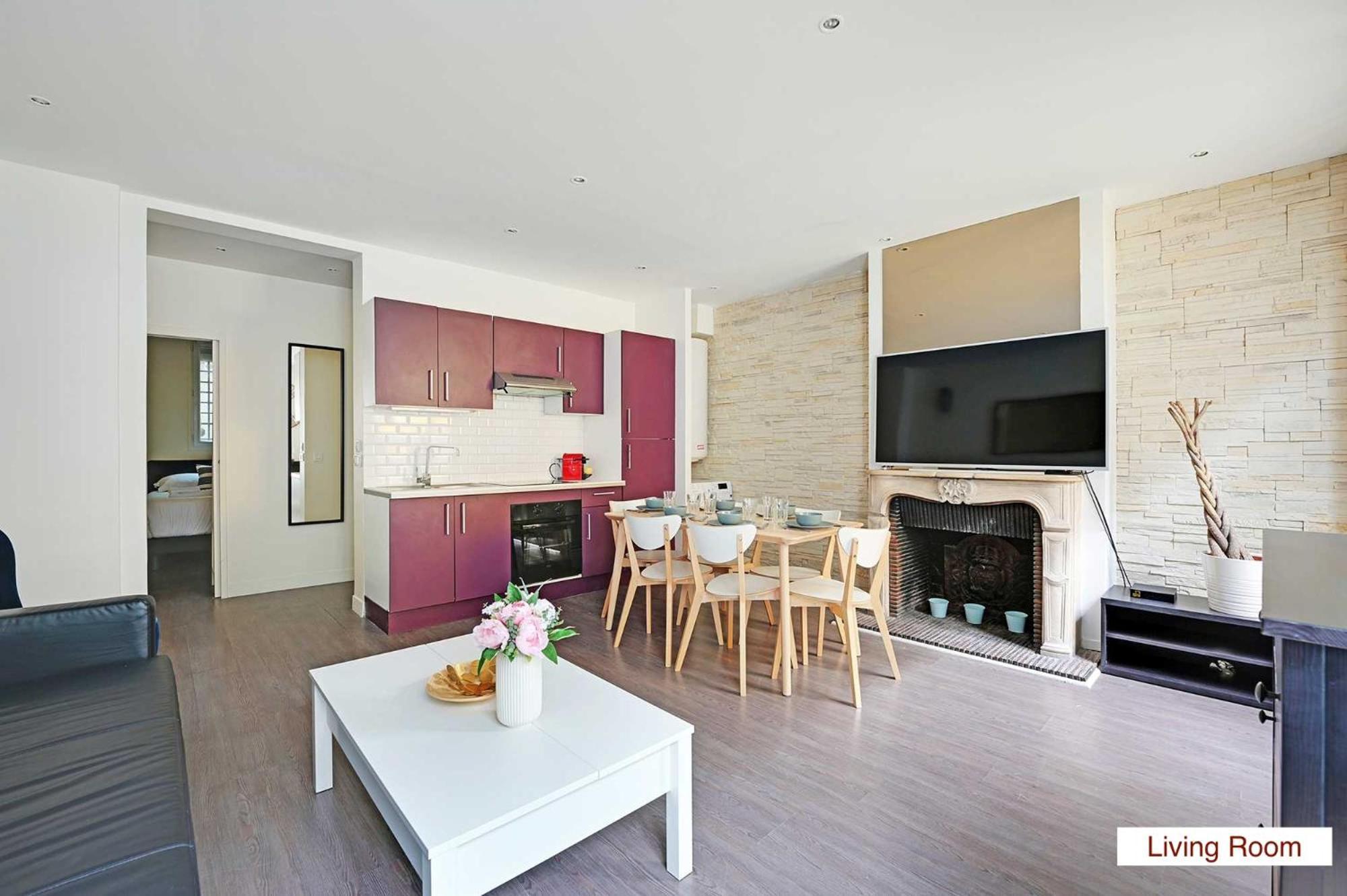 Au Bord Du Canal Saint-martin Apartment
