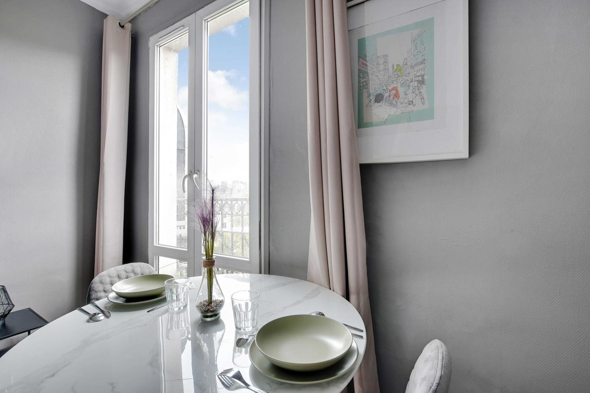 Apartment Bright With Balcony Near Gare De L'est