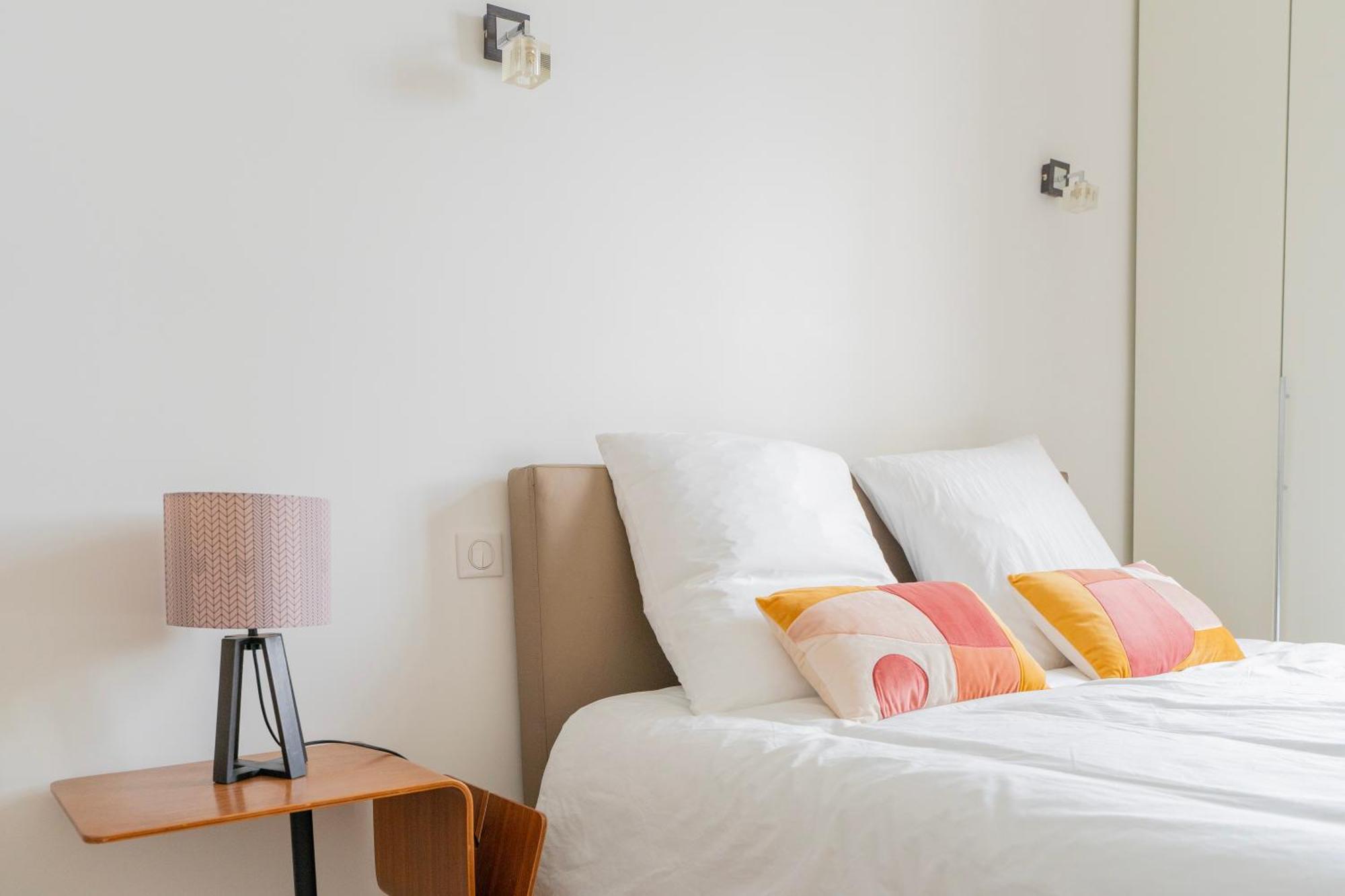 Luxury And Comfort In The Heart Of Apartment