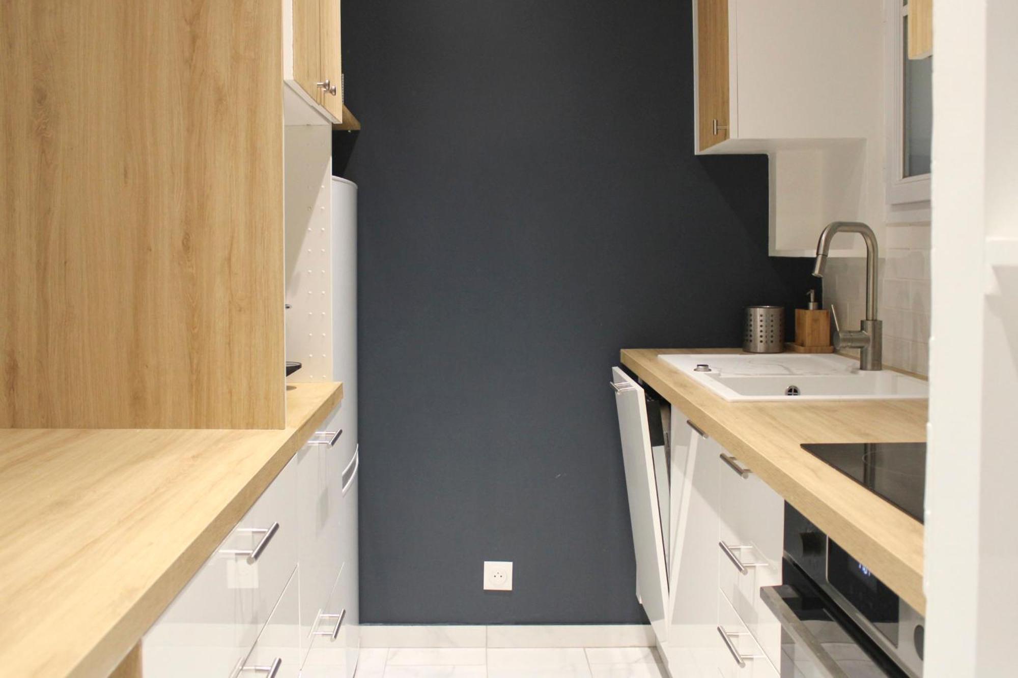 Charming T2 Near Montmartre Apartment