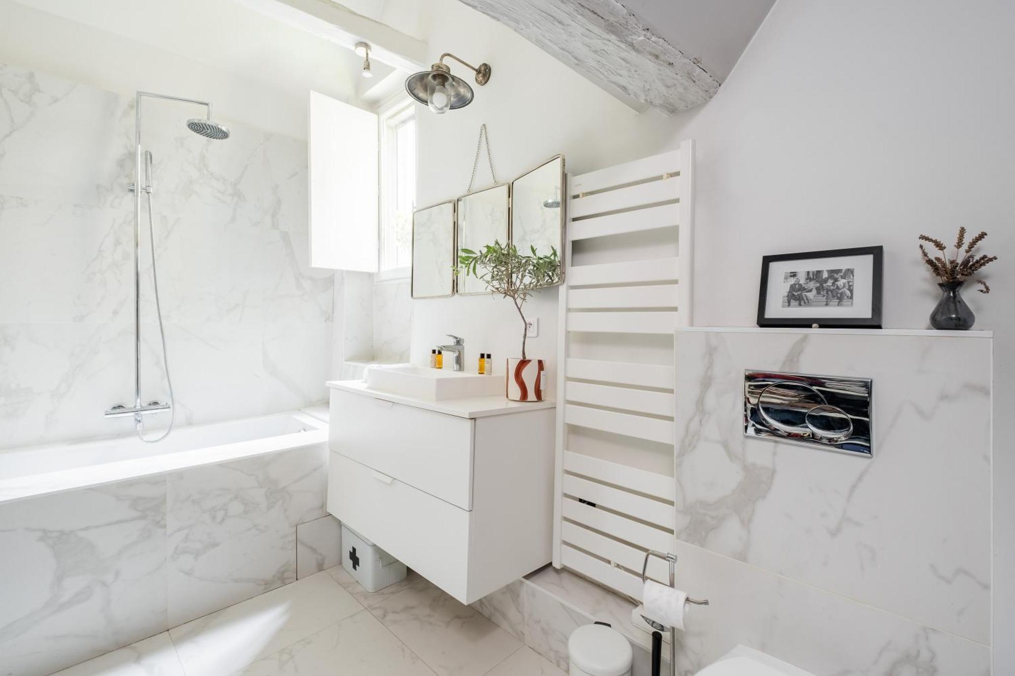 Apartment Veeve - Modern-chic Mezzanine Paris